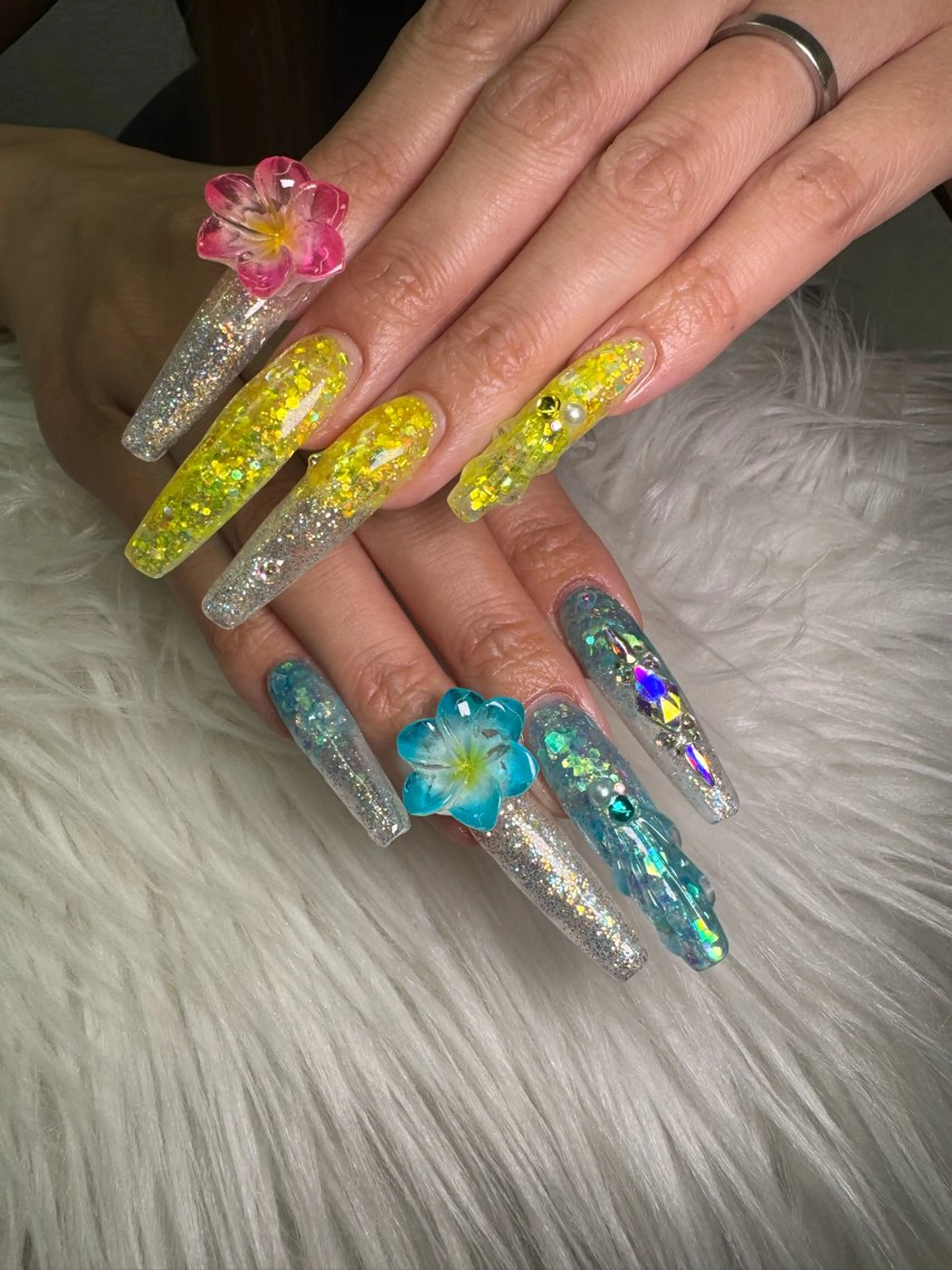 ネイル ハンドネイル YOUTH nails waxing所属・YOUTH natsumiのネイルデザイン