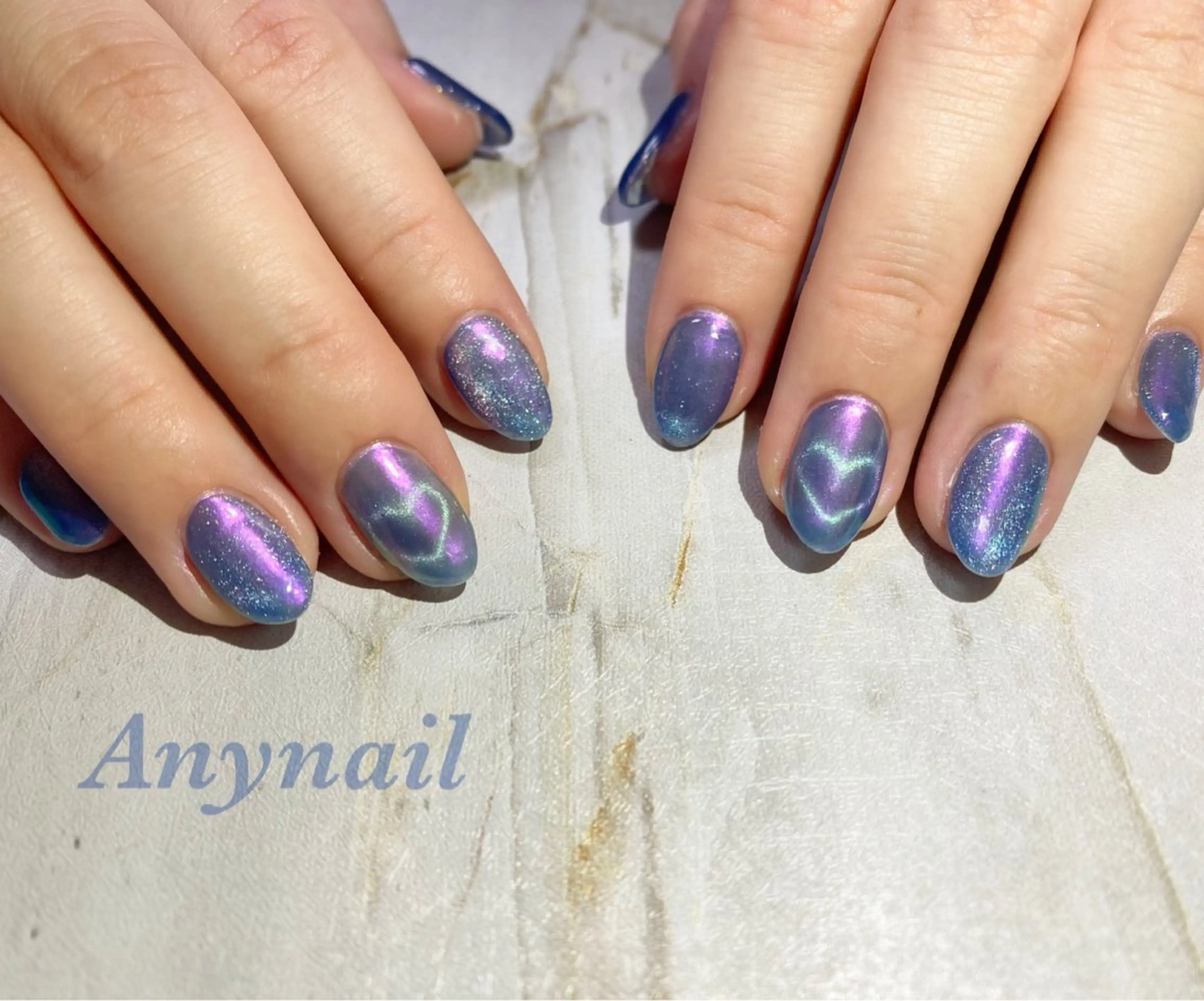 ネイル オーロラネイル ブルー ハート マグネットネイル ネイビー ハンドネイル 岩澤 恵子のネイルデザイン