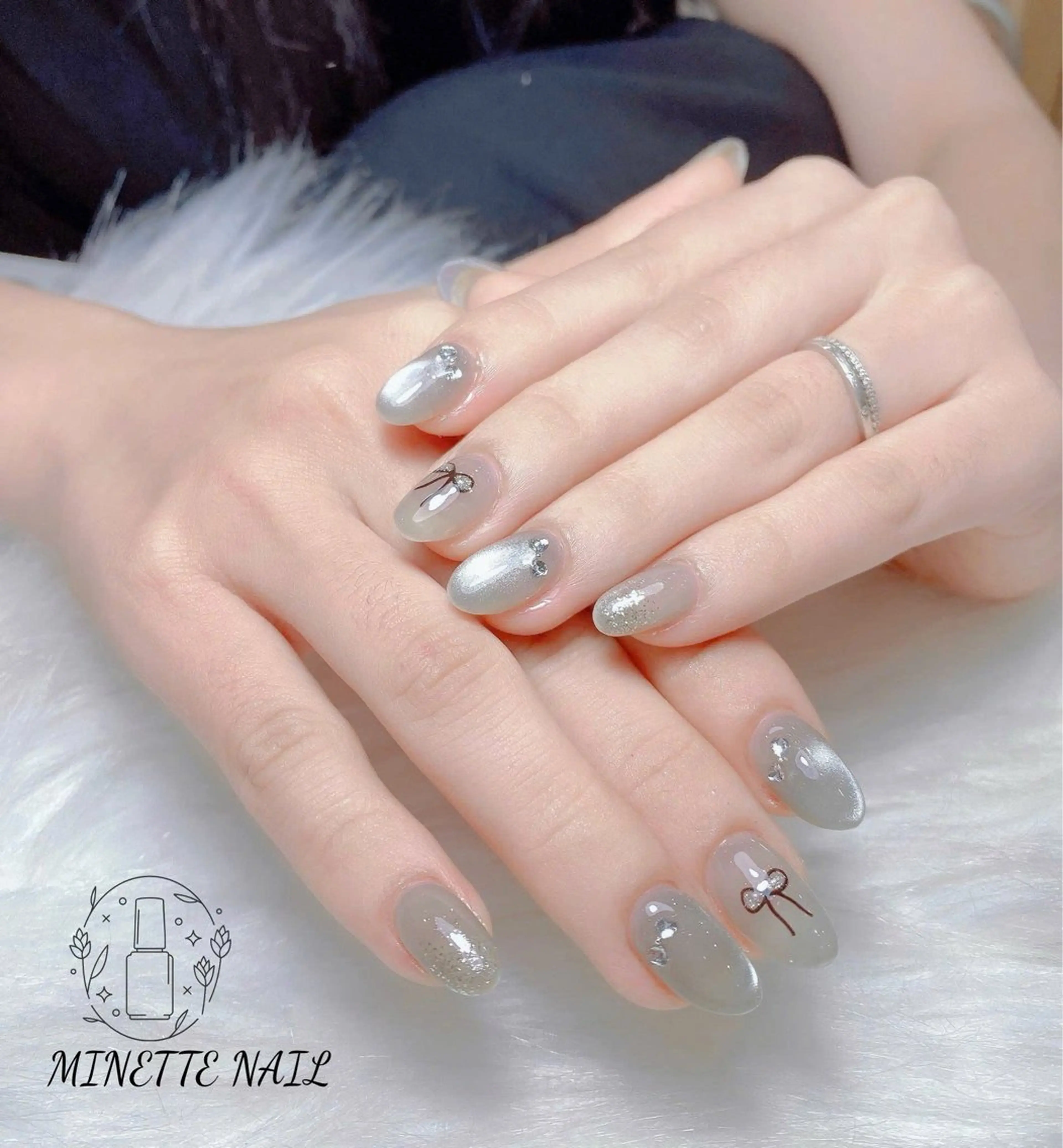 ネイル アートネイル フレンチネイル ジェルネイル ガーリー ラメ(グリッター) Minette Nailのネイルデザイン