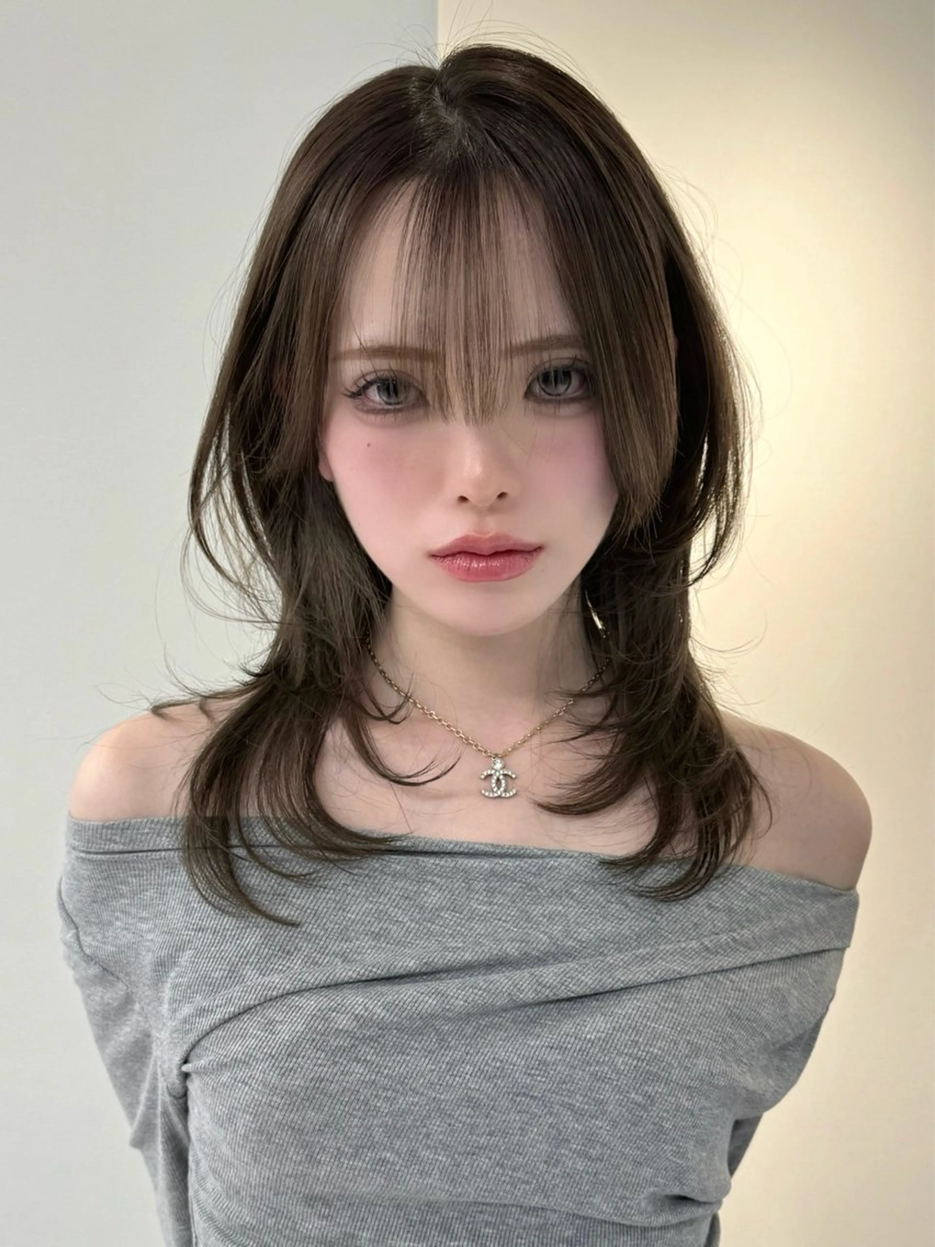 セミロング カラー カット ヘアカラー トリートメント RiA/レイヤーカッ ト/ハッシュカットのヘアスタイル