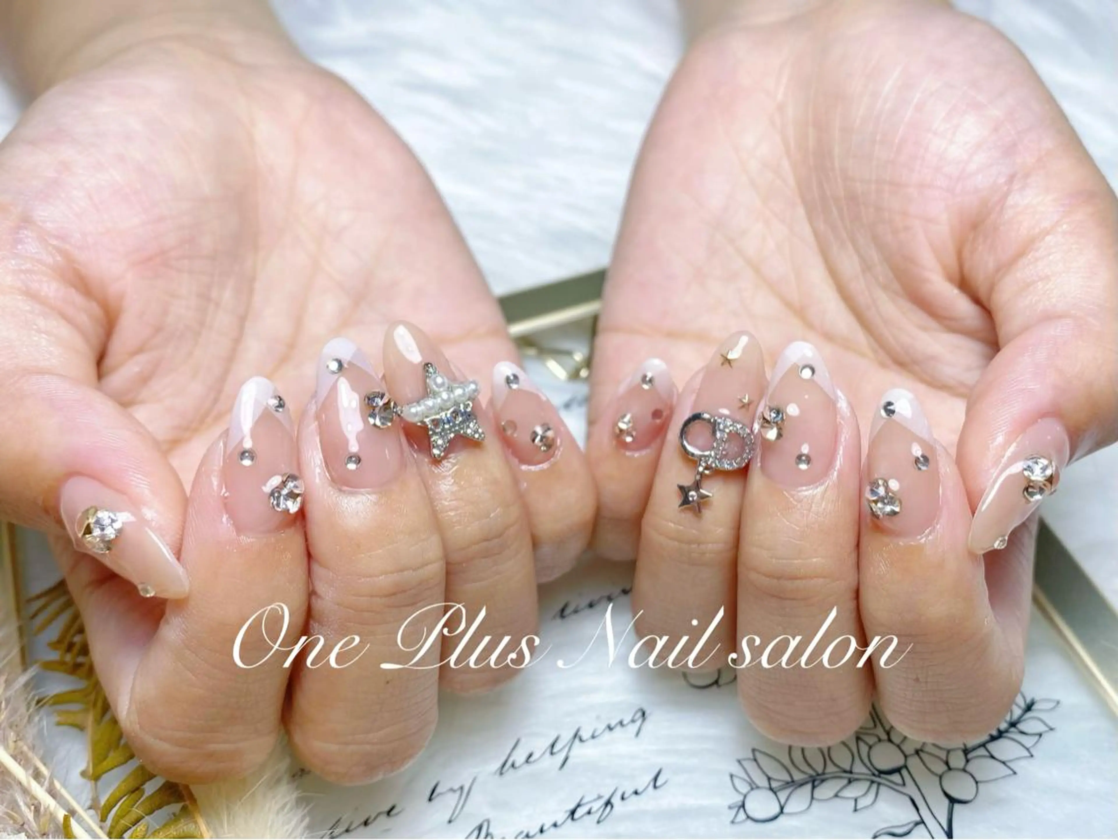 ネイル ハンドネイル ハンドケア One Plus Nail Salonのネイルデザイン