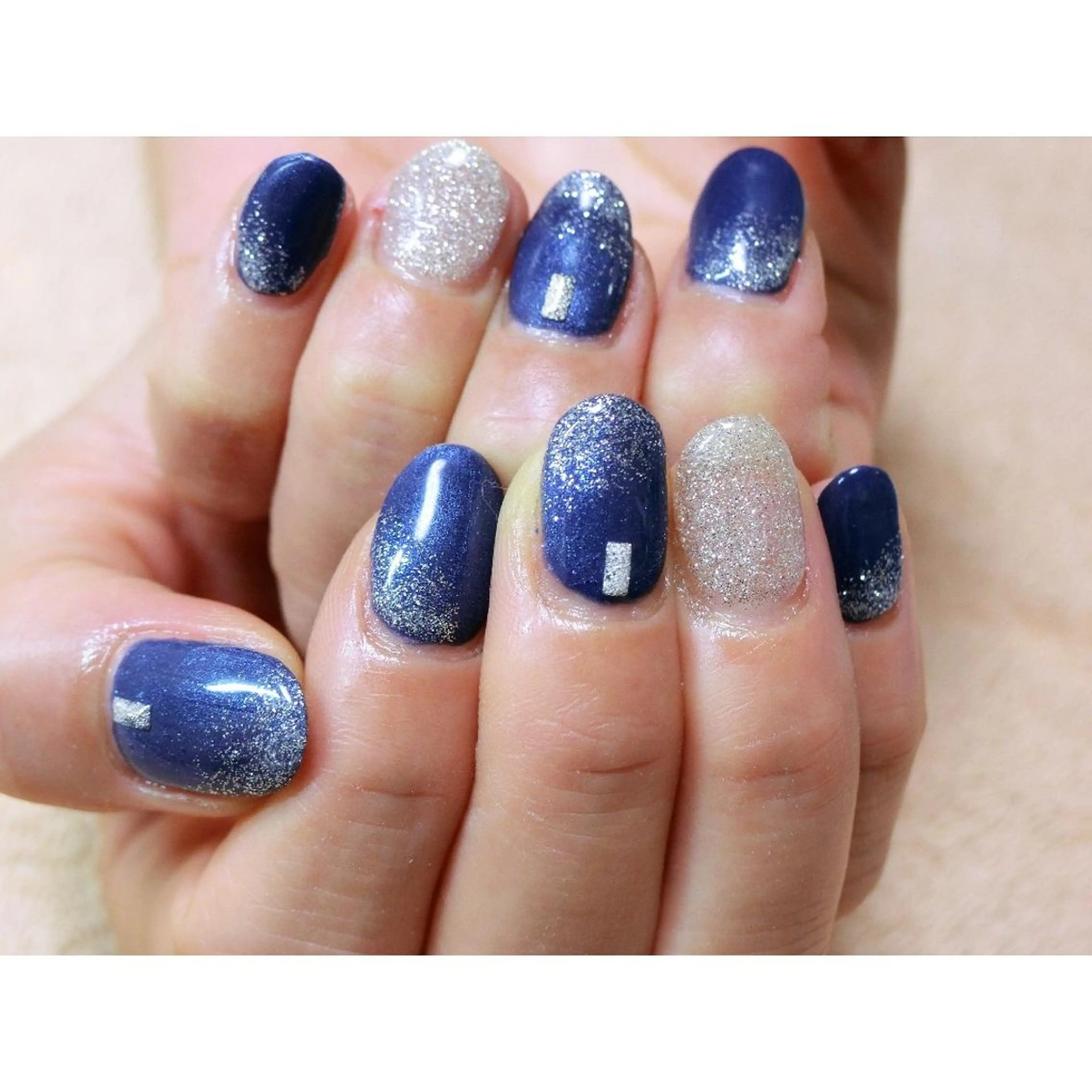 ネイル シンプルネイル 痛ネイル/ワンホン/ フィルイン/長さだしのネイルデザイン