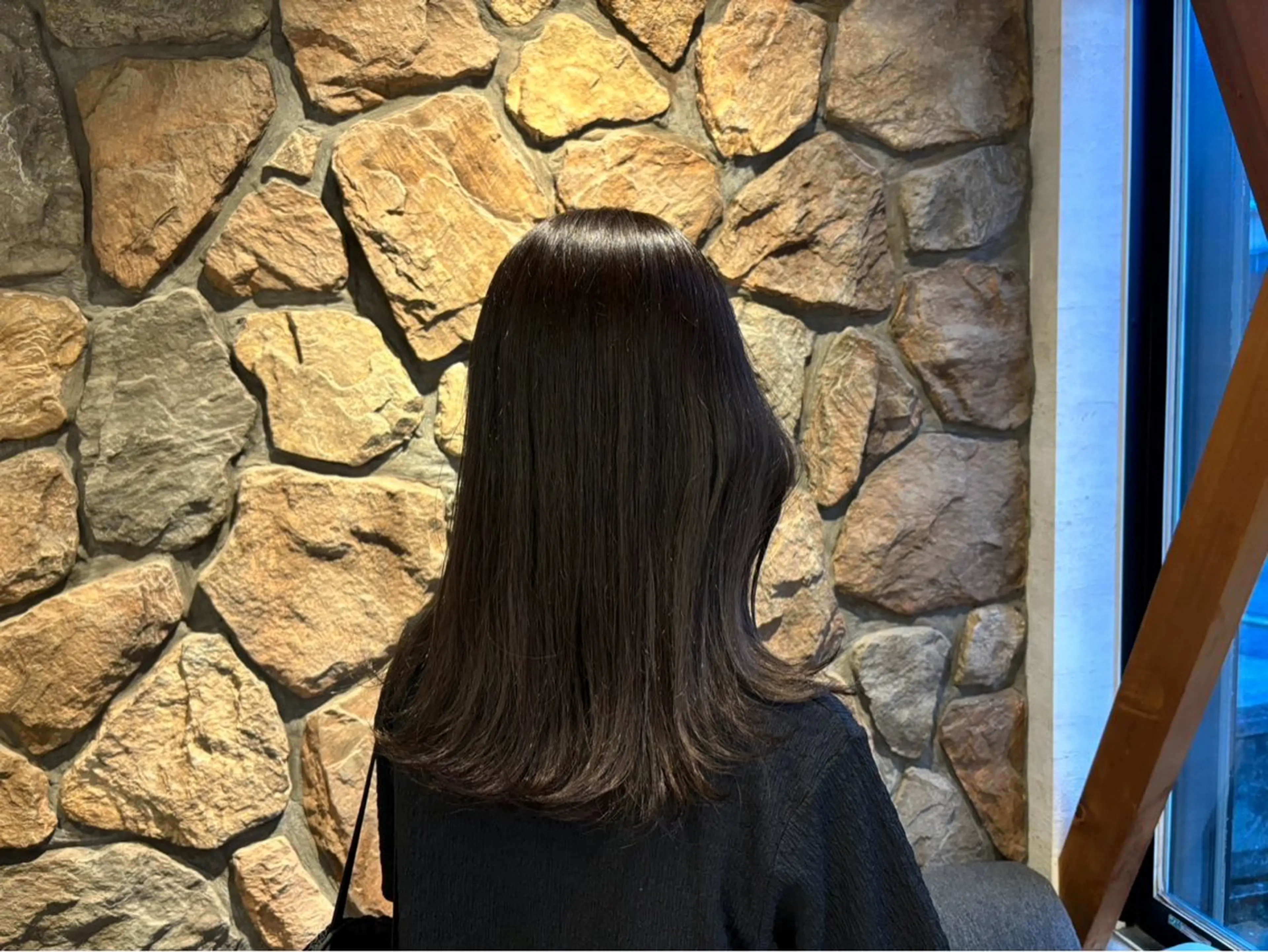 ミディアム 小玉 唯依のヘアスタイル