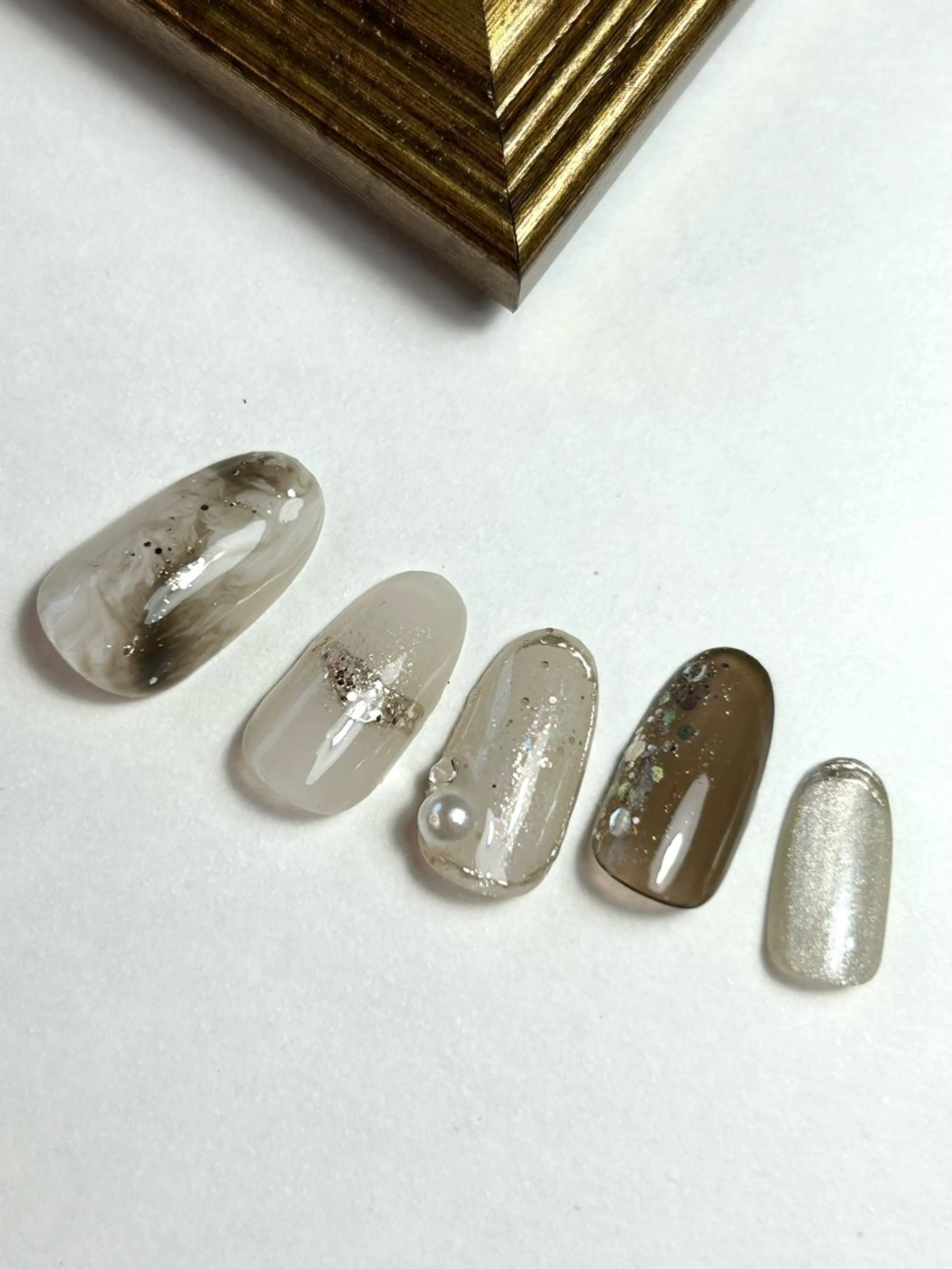 ネイル ラメ(グリッター) マグネットネイル 大理石ネイル(マーブル) ハンドネイル le_rire _nailのネイルデザイン