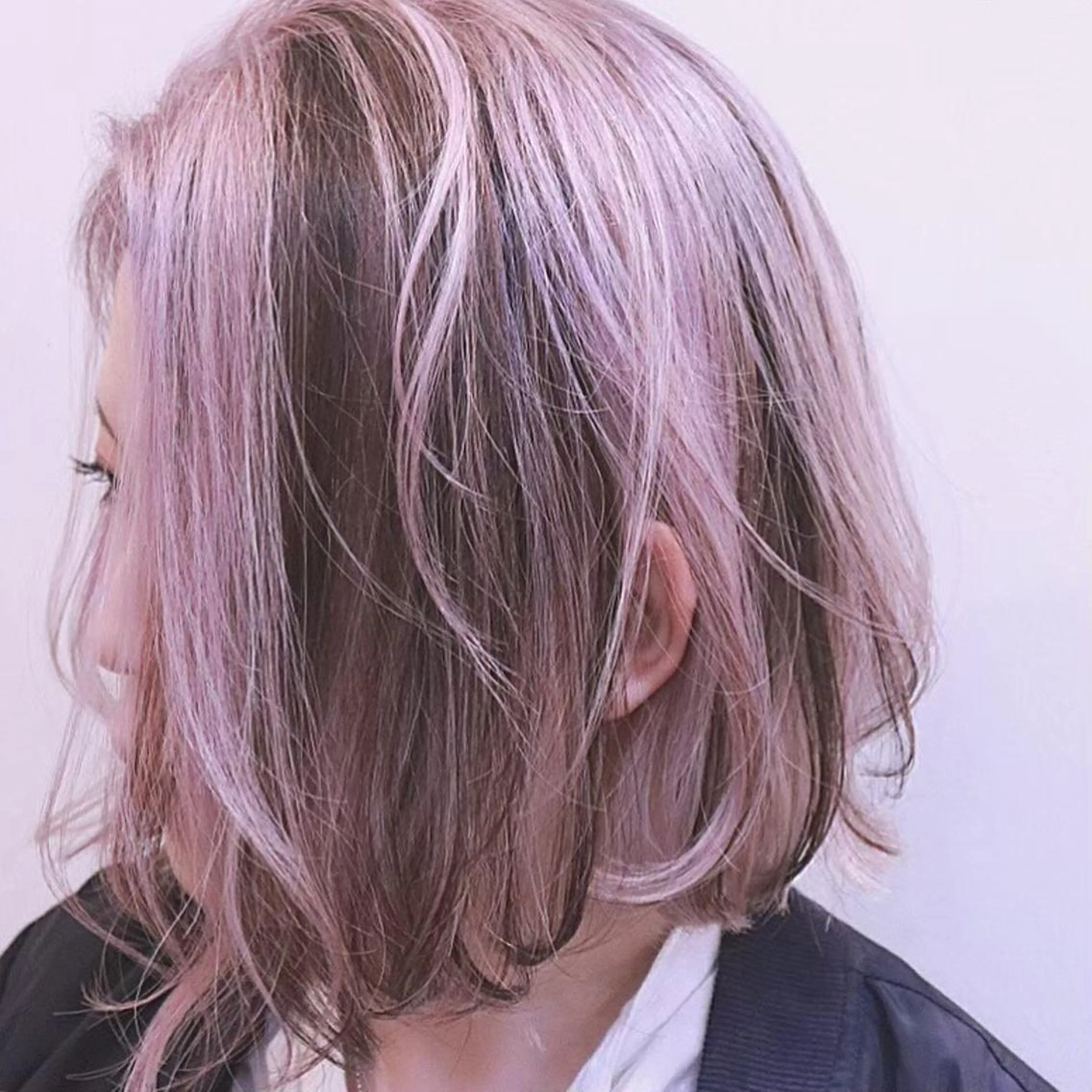 ミディアム カラー おおたけ あゆみのヘアスタイル