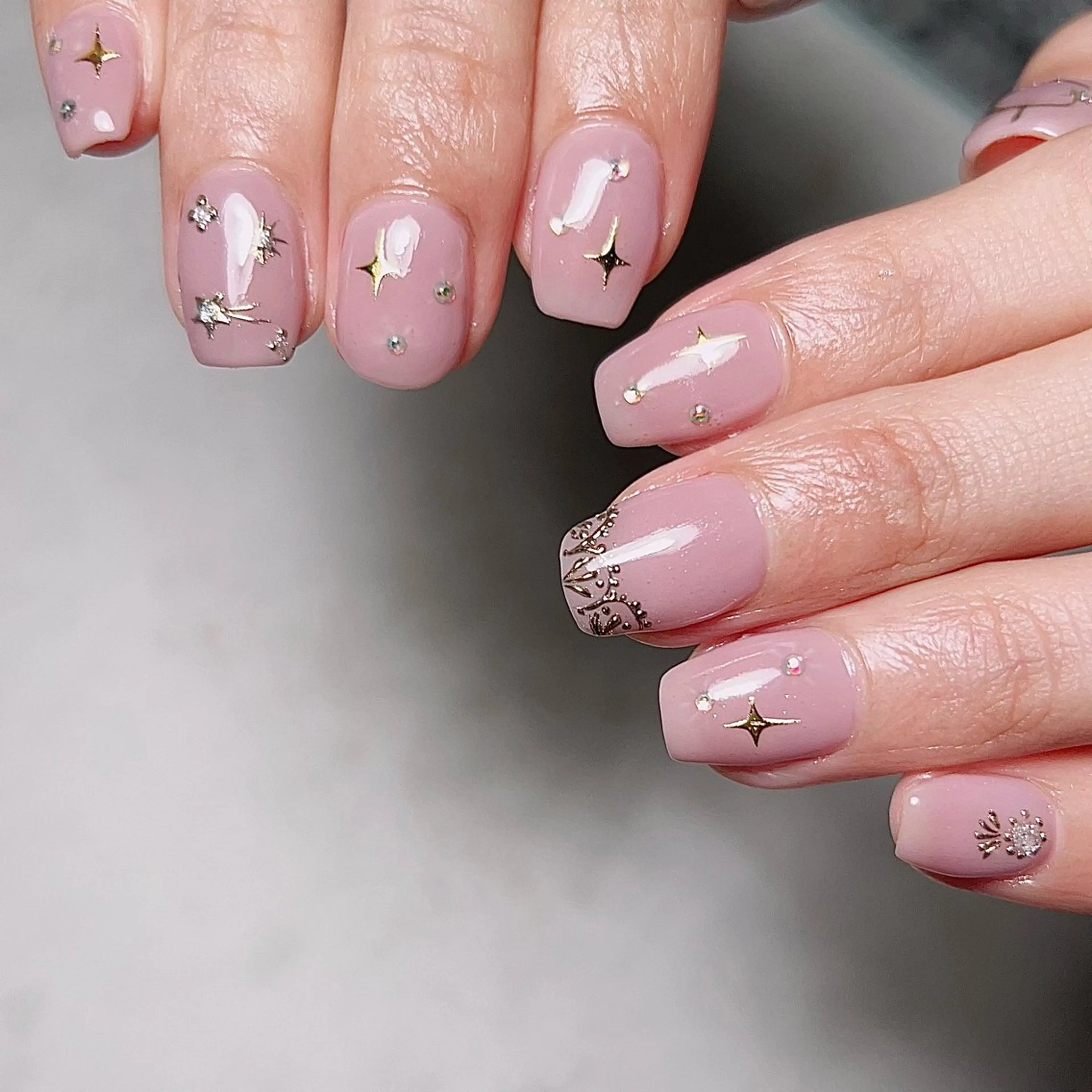 ネイル ハンドネイル muum_nail 新宿2分 三丁目1分のネイルデザイン