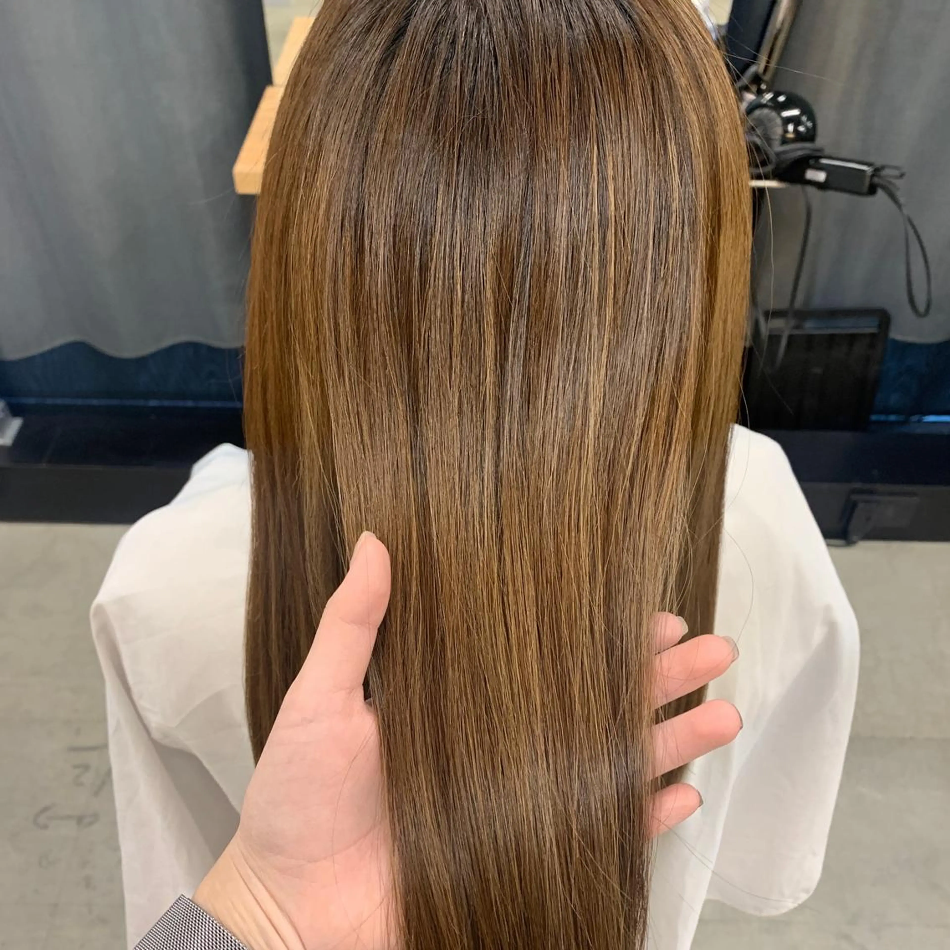 ロング 女性らしいモテヘア 韓国ヘアhikariのヘアスタイル