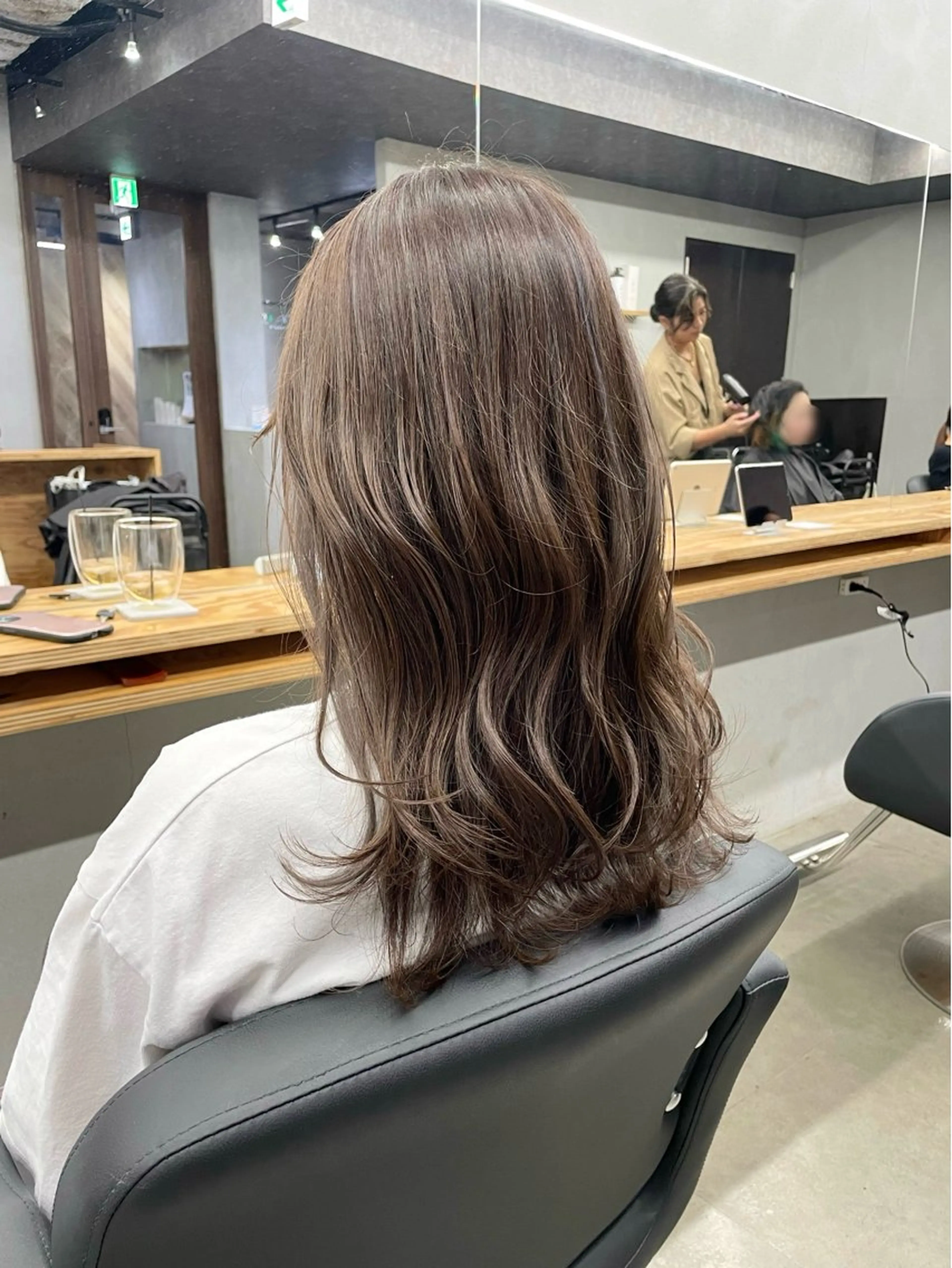 ミディアム カット ヘアカラー トリートメント ひより ／Nのヘアスタイル