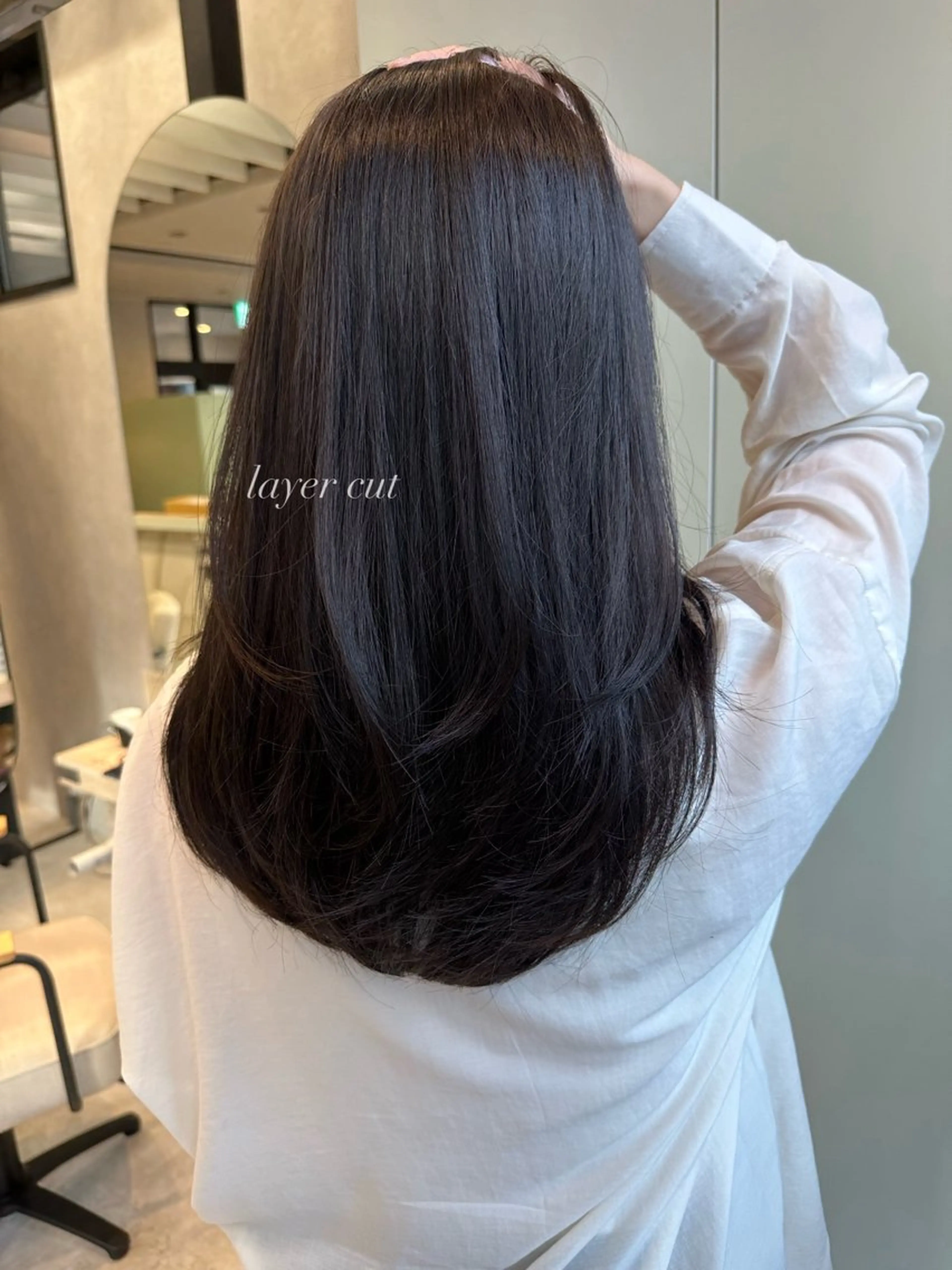 セミロング レイヤーカット 韓国ヘア🦢🖤 Sayumiのヘアスタイル