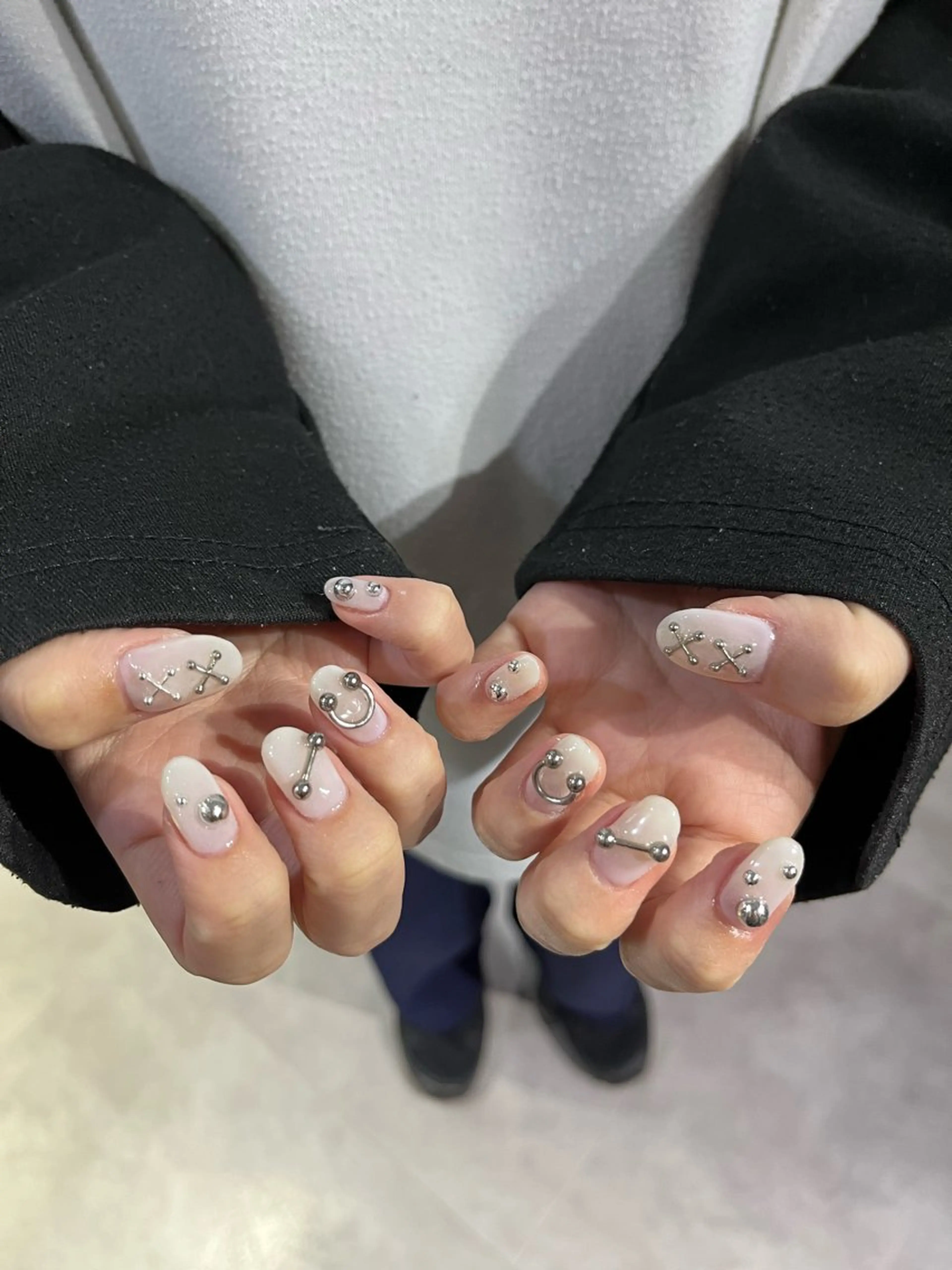 ネイル ハンドネイル フットネイル 小川 柚香のネイルデザイン