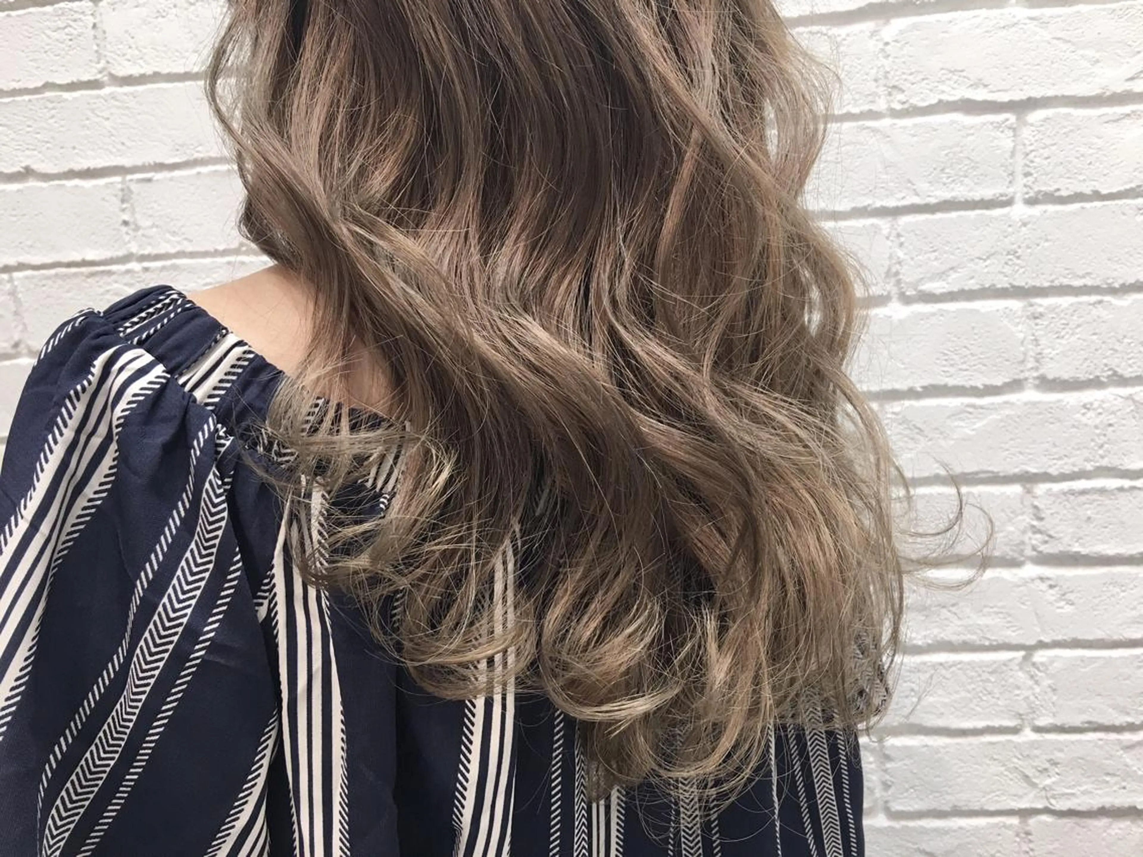 ロング ヘアカラー トリートメント 小澤大輔 YOLO hairのヘアスタイル