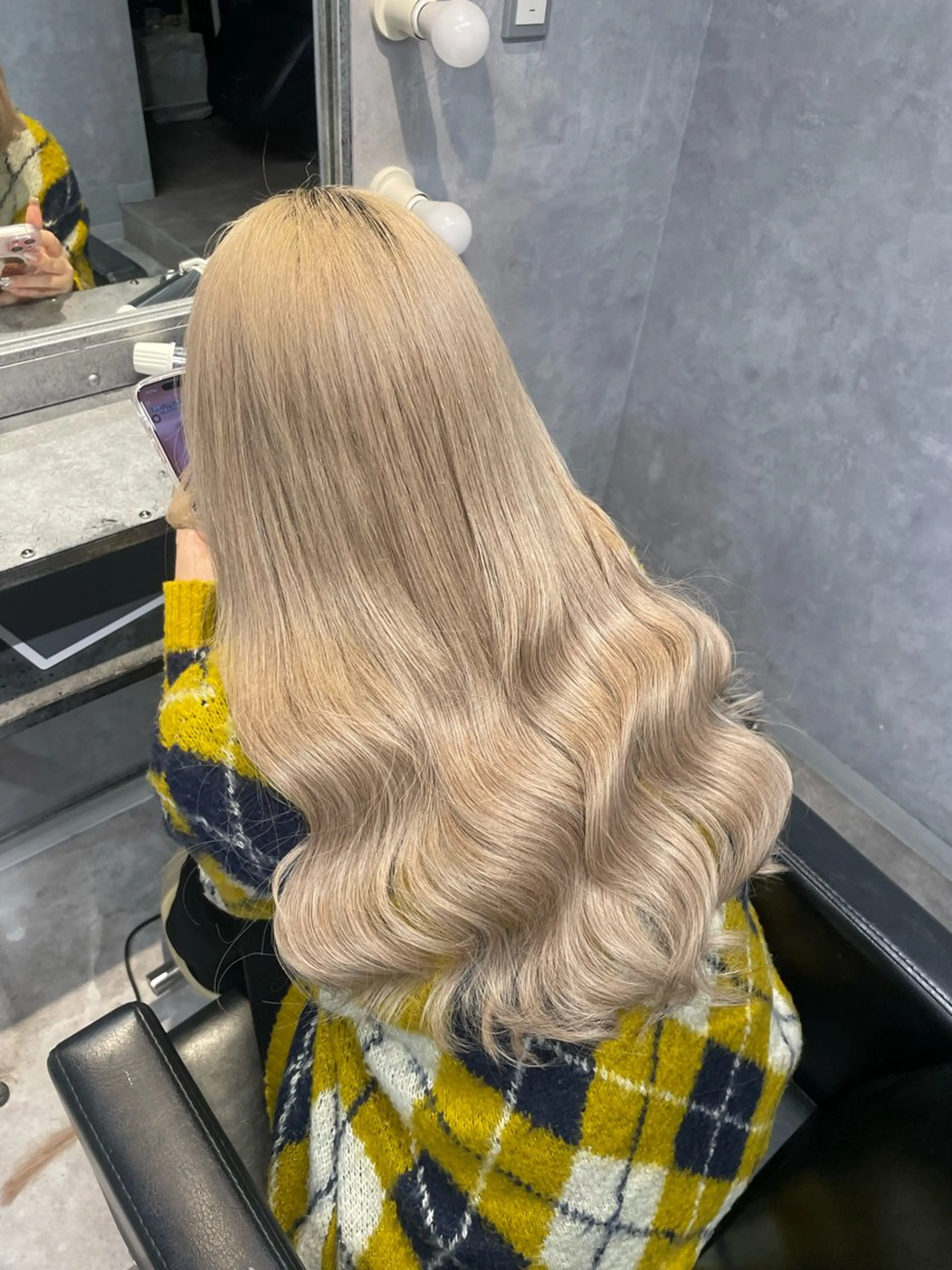 カラー ブリーチ ブロンド ヘアカラー mimiiy fukaのヘアスタイル