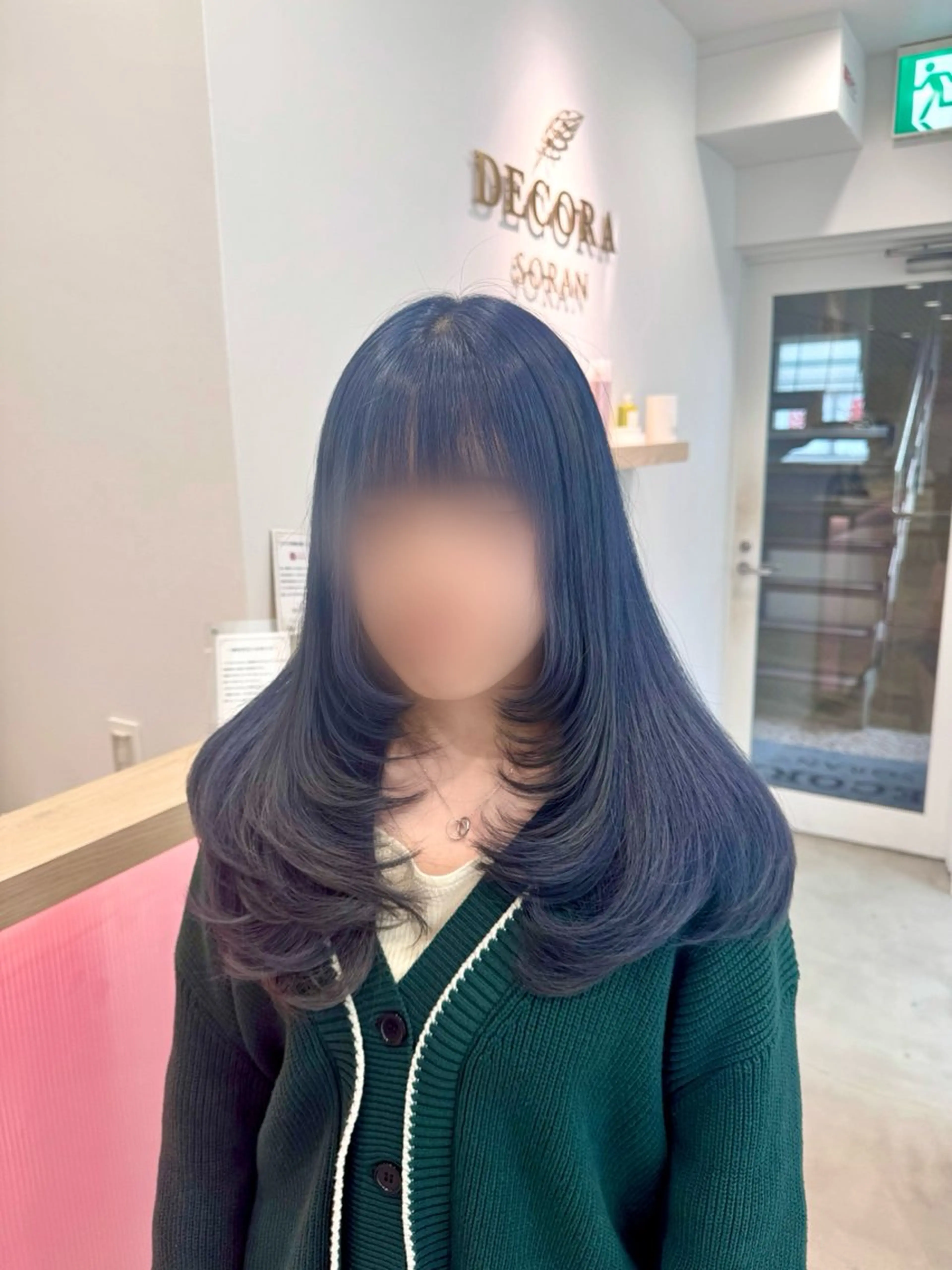 ロング 小村 理音のヘアスタイル