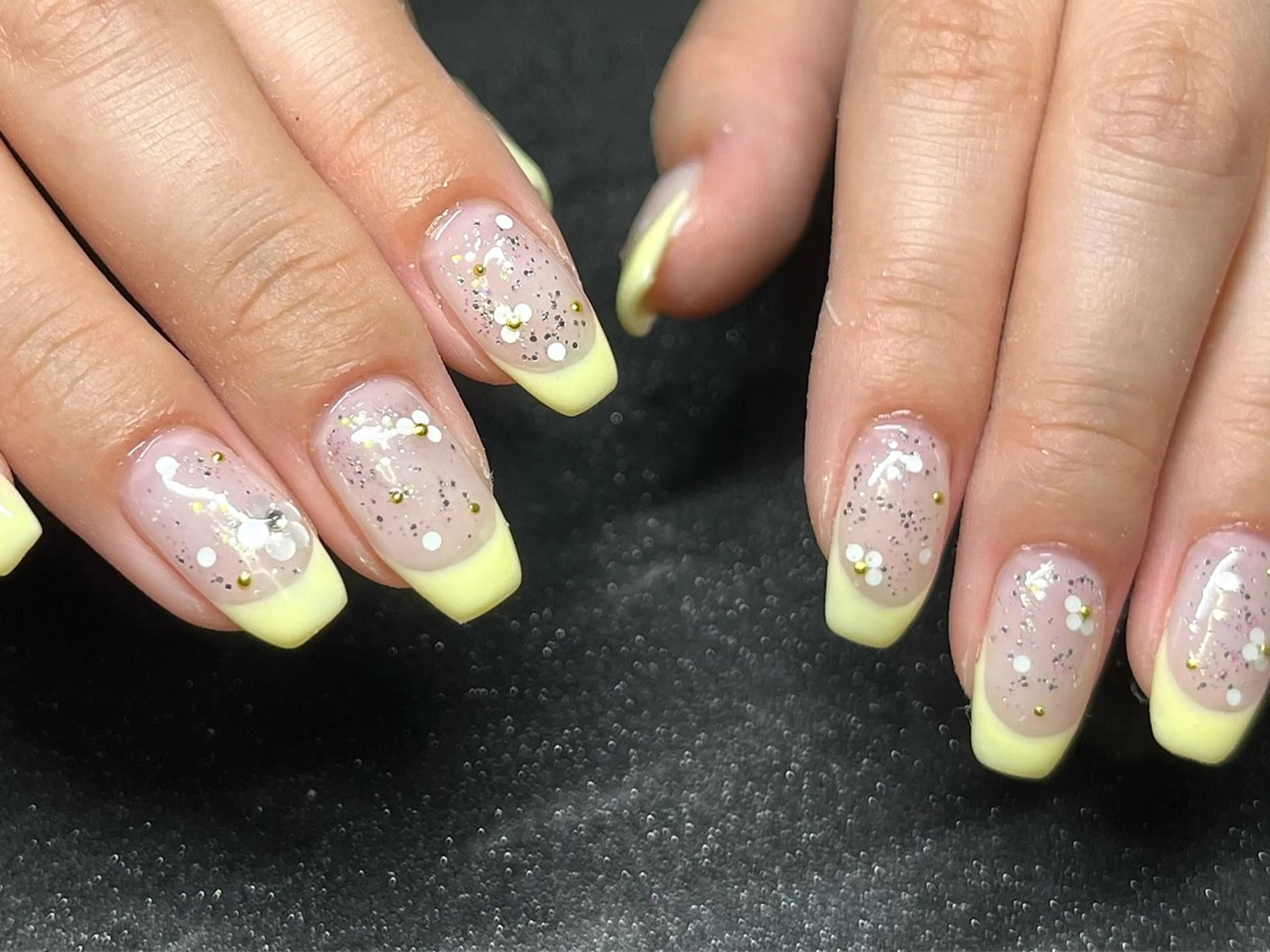 ネイル ハンドネイル Chika .のネイルデザイン