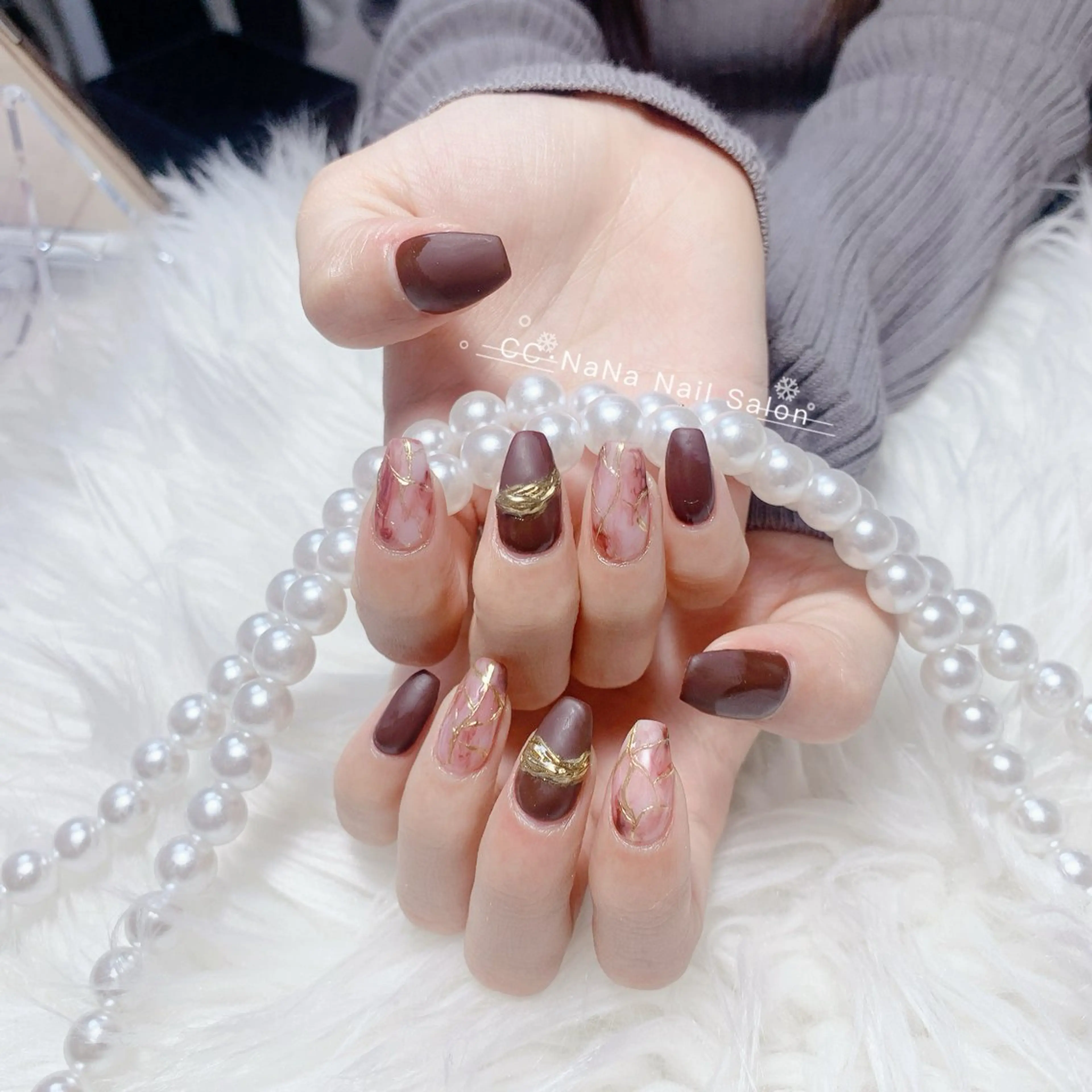 ネイル チークネイル フラッシュネイル ハート キラキラネイル 韓国ネイル ハンドネイル 💎CC・NaNa 韓国風ネイル🌙Cのネイルデザイン