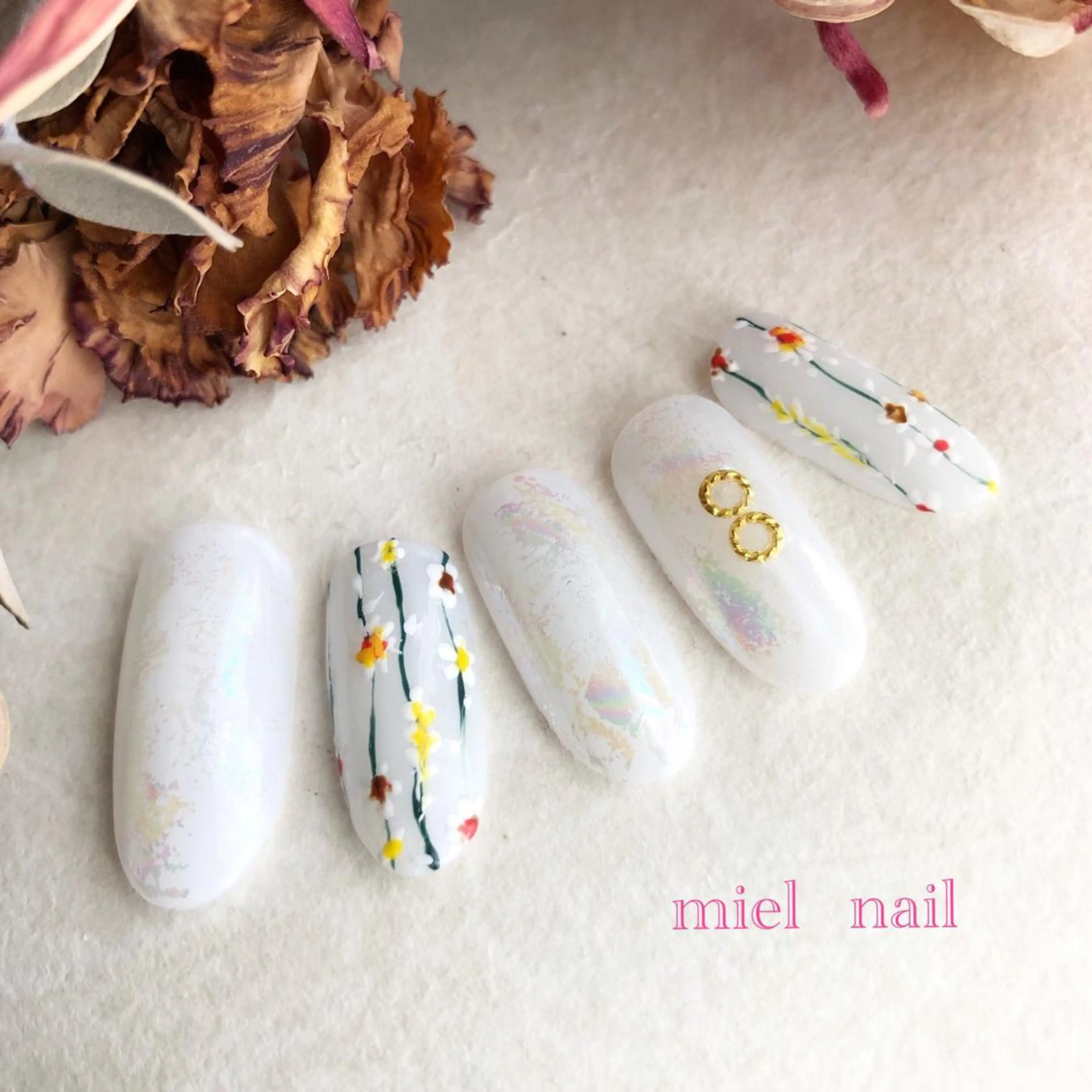 ネイル オーロラネイル クリアネイル 春ネイル ハンドネイル miel nailのネイルデザイン