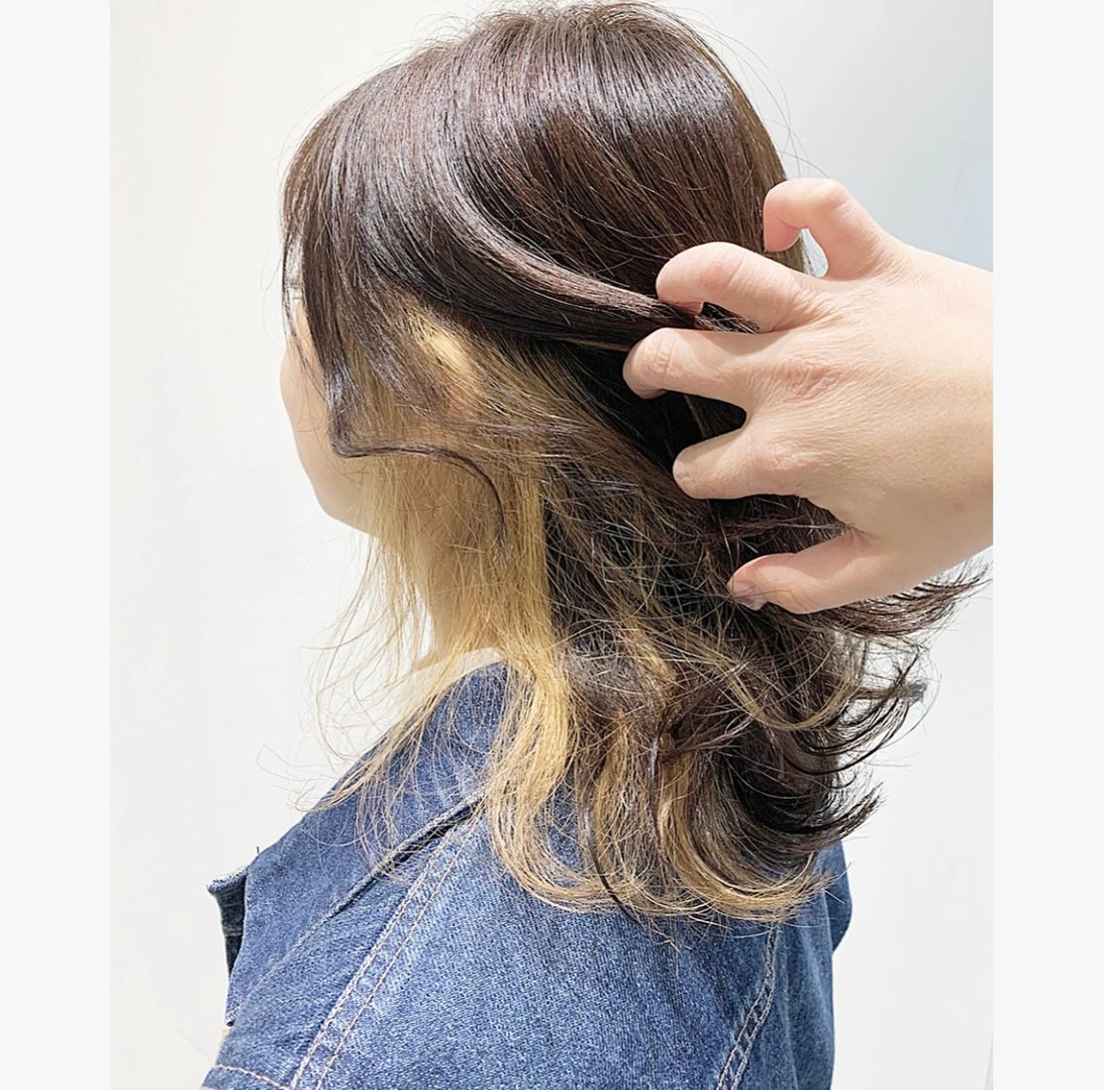 セミロング カラー 💙美髪救世主💙 関華蓮のヘアスタイル