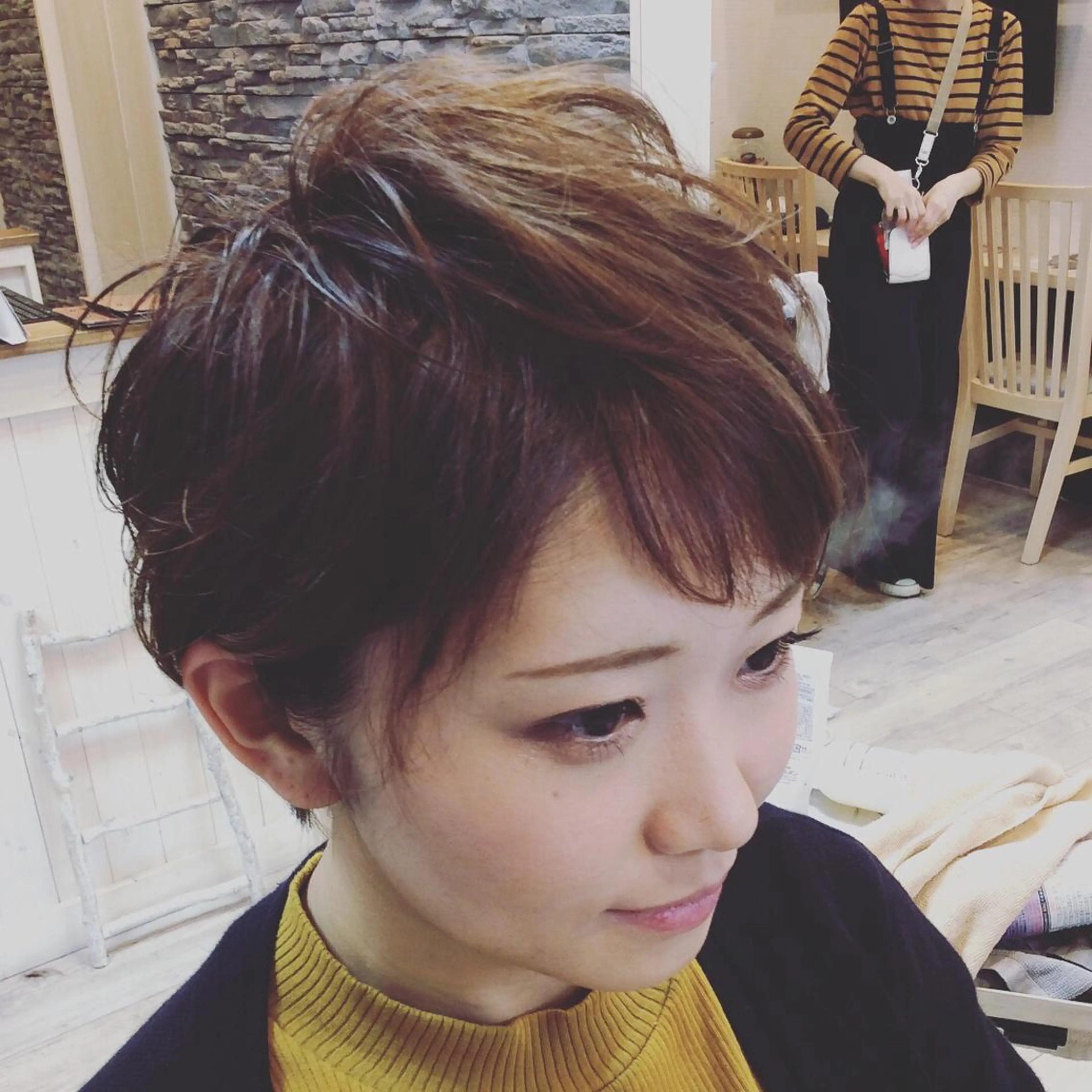 ショート カラー Fika所属・山浦 貴恵のヘアスタイル