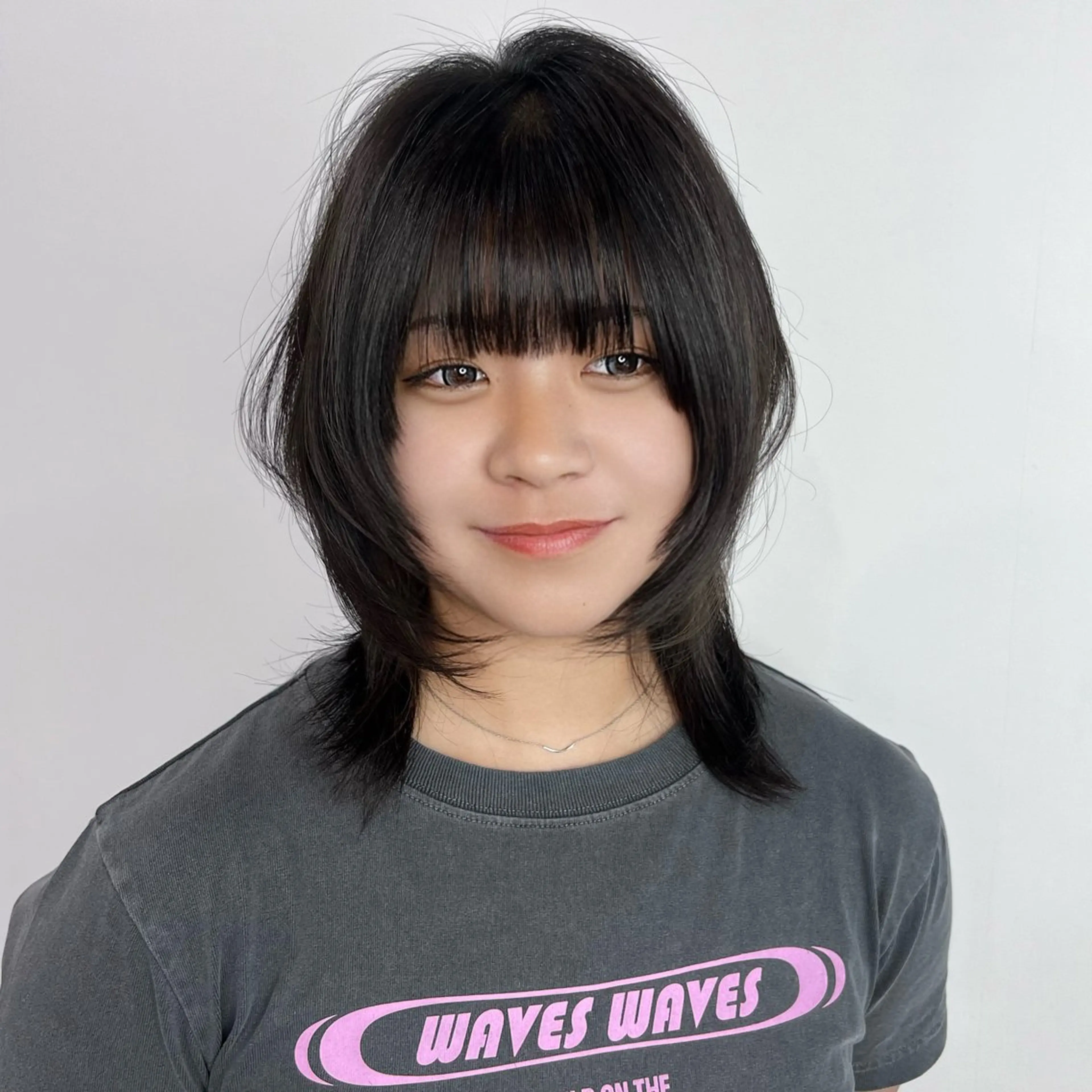 ミディアム ウルフカット カット ヘアカラー トリートメント 武田涼レイヤーカット 髪質改善×縮毛矯正のヘアスタイル