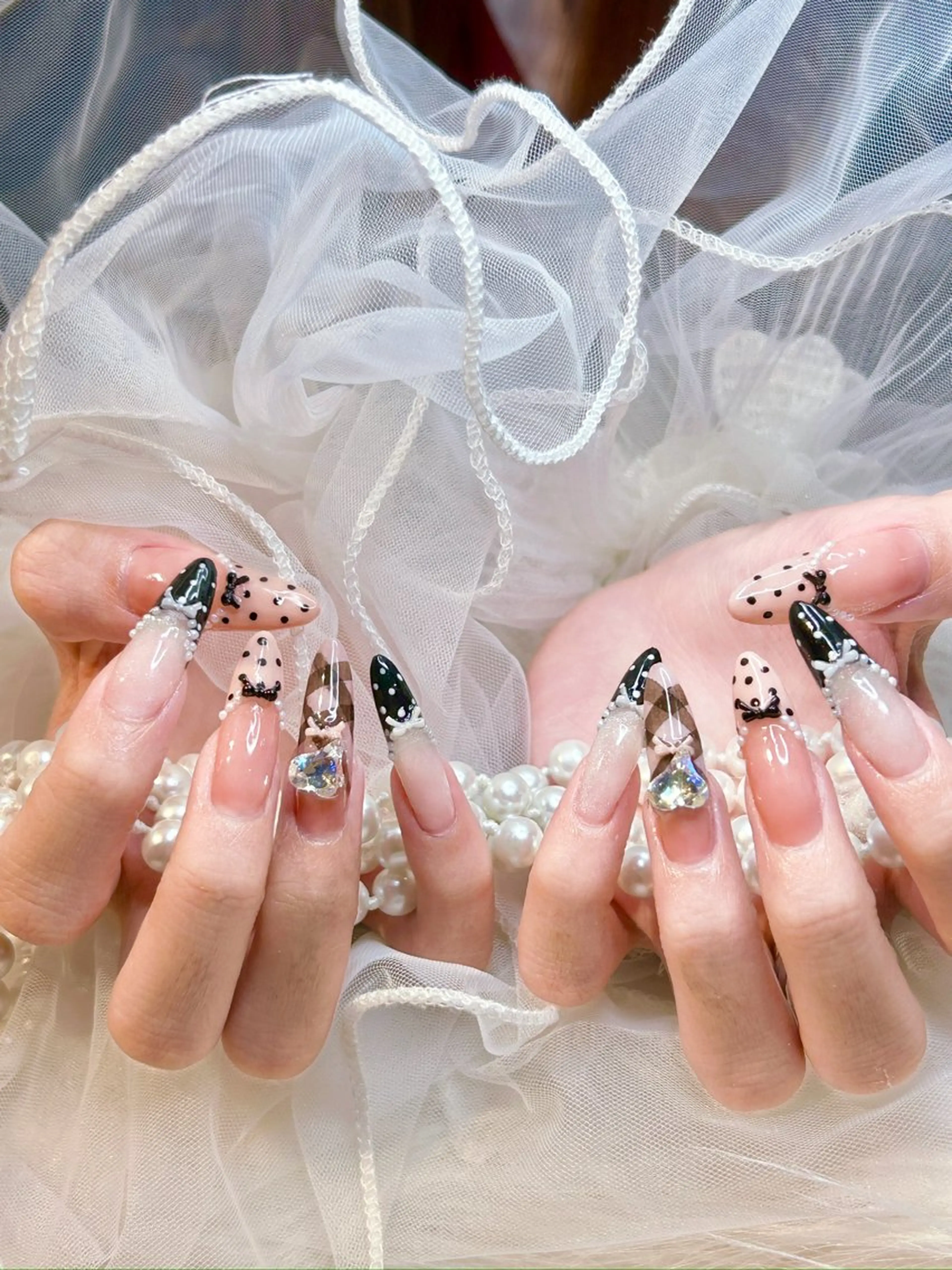 ネイル West Coast Nail Salon 池袋西口所属・き のこのネイルデザイン