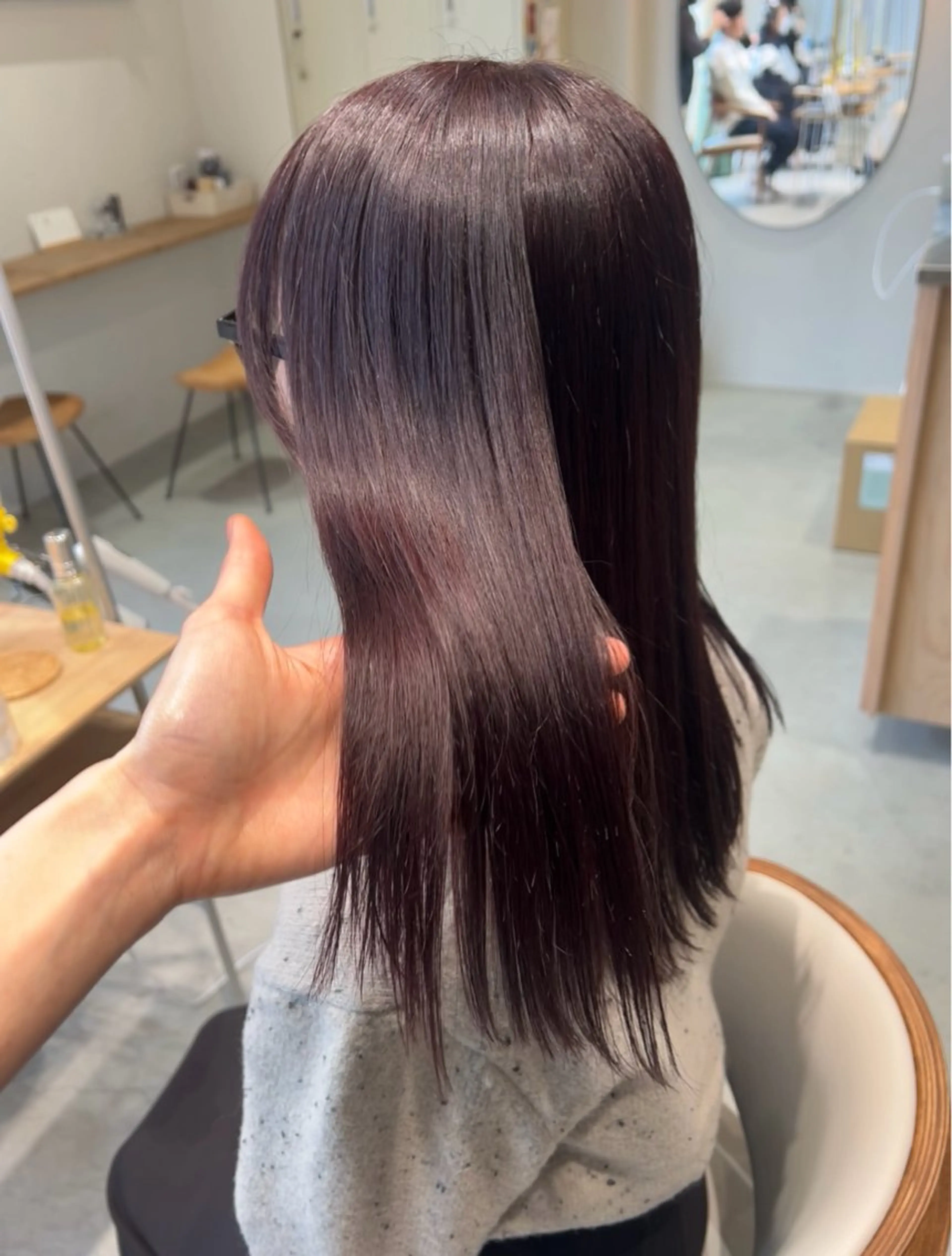 カラー 村田 茉優のヘアスタイル