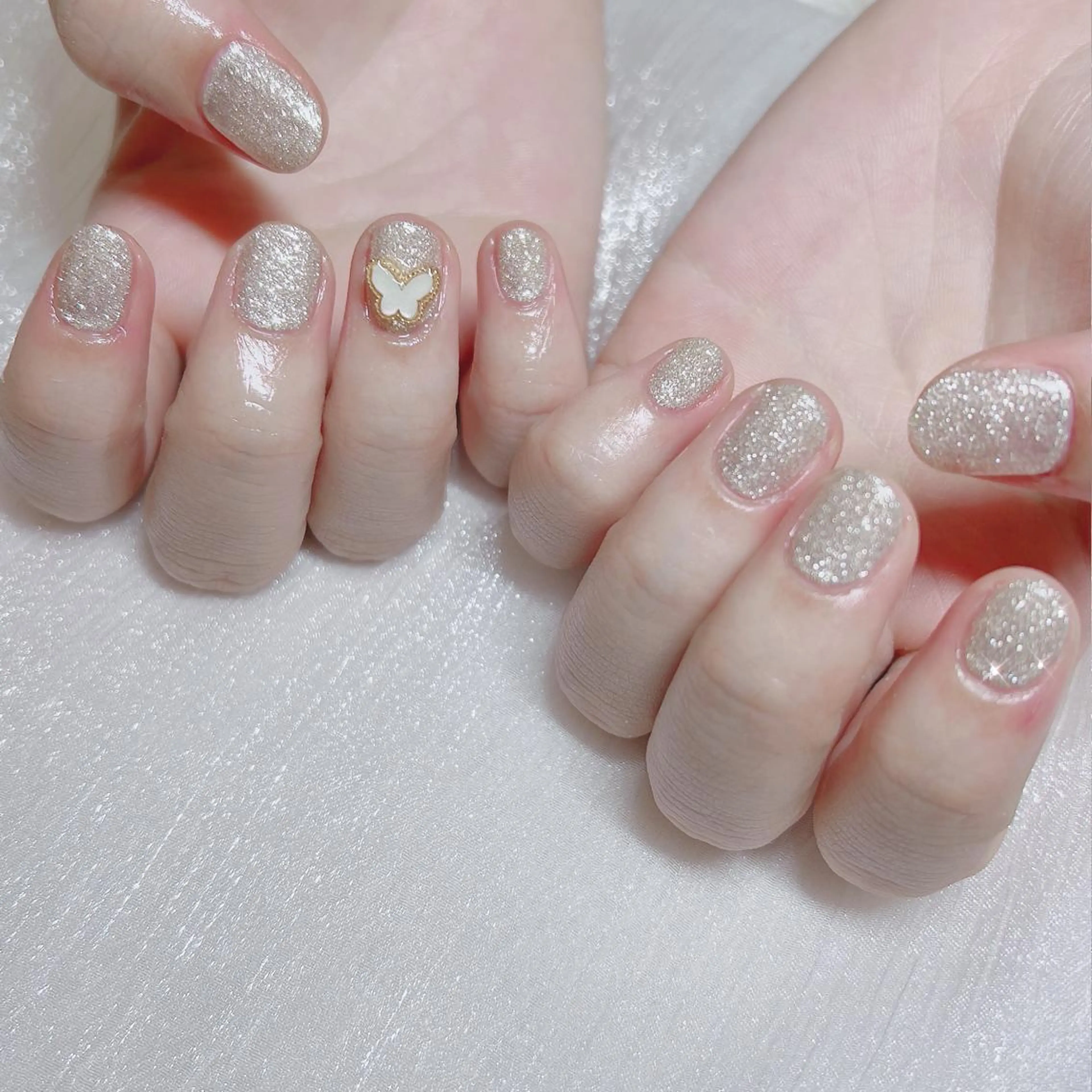 ネイル オーロラネイル フットネイル フレンチネイル ジェルネイル 韓国ネイル ハンドネイル ハンドケア 【ENサロン】 Rei🎀Nailのネイルデザイン