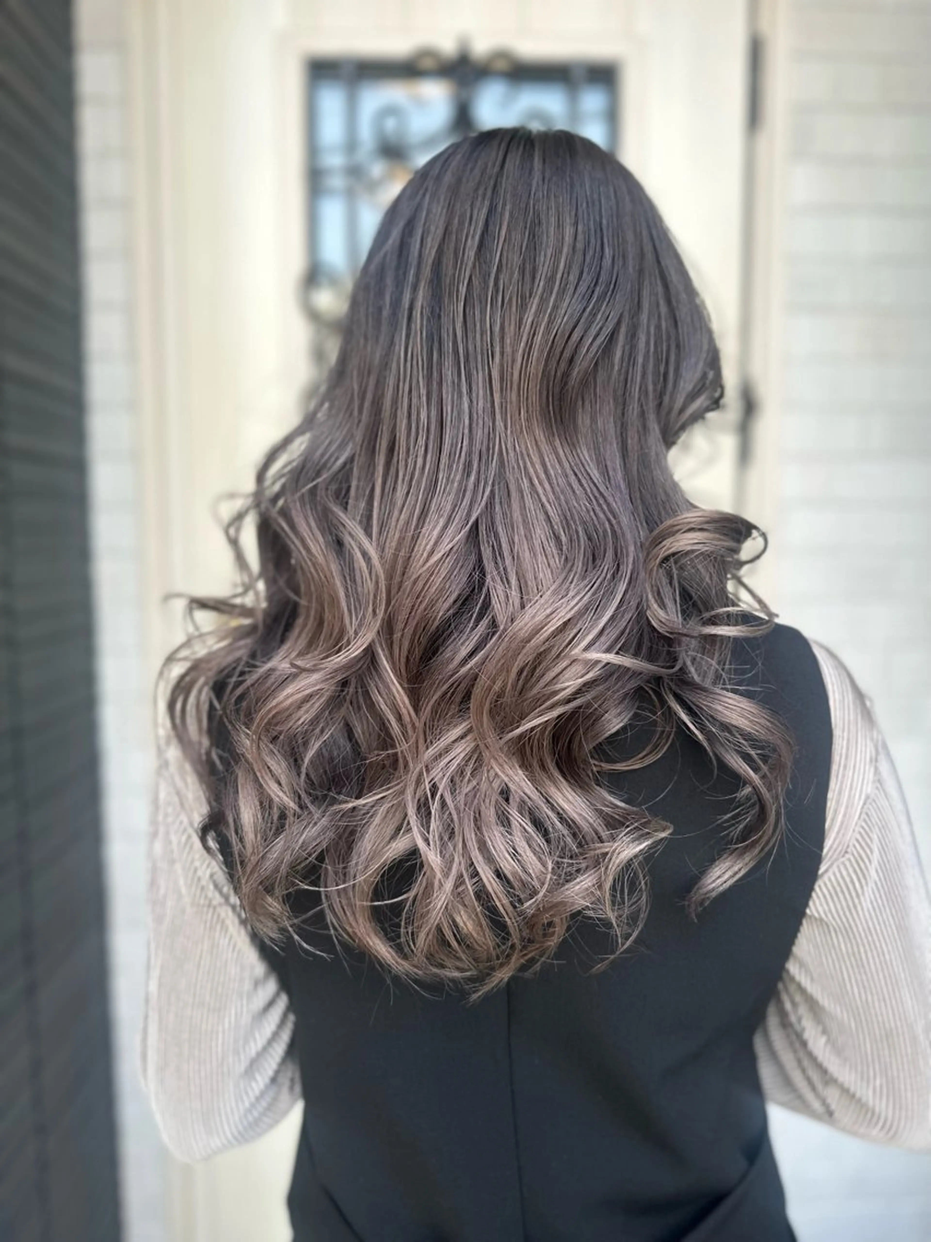 ロング カラー バレイヤージュ レイヤーカット K Harukaのヘアスタイル