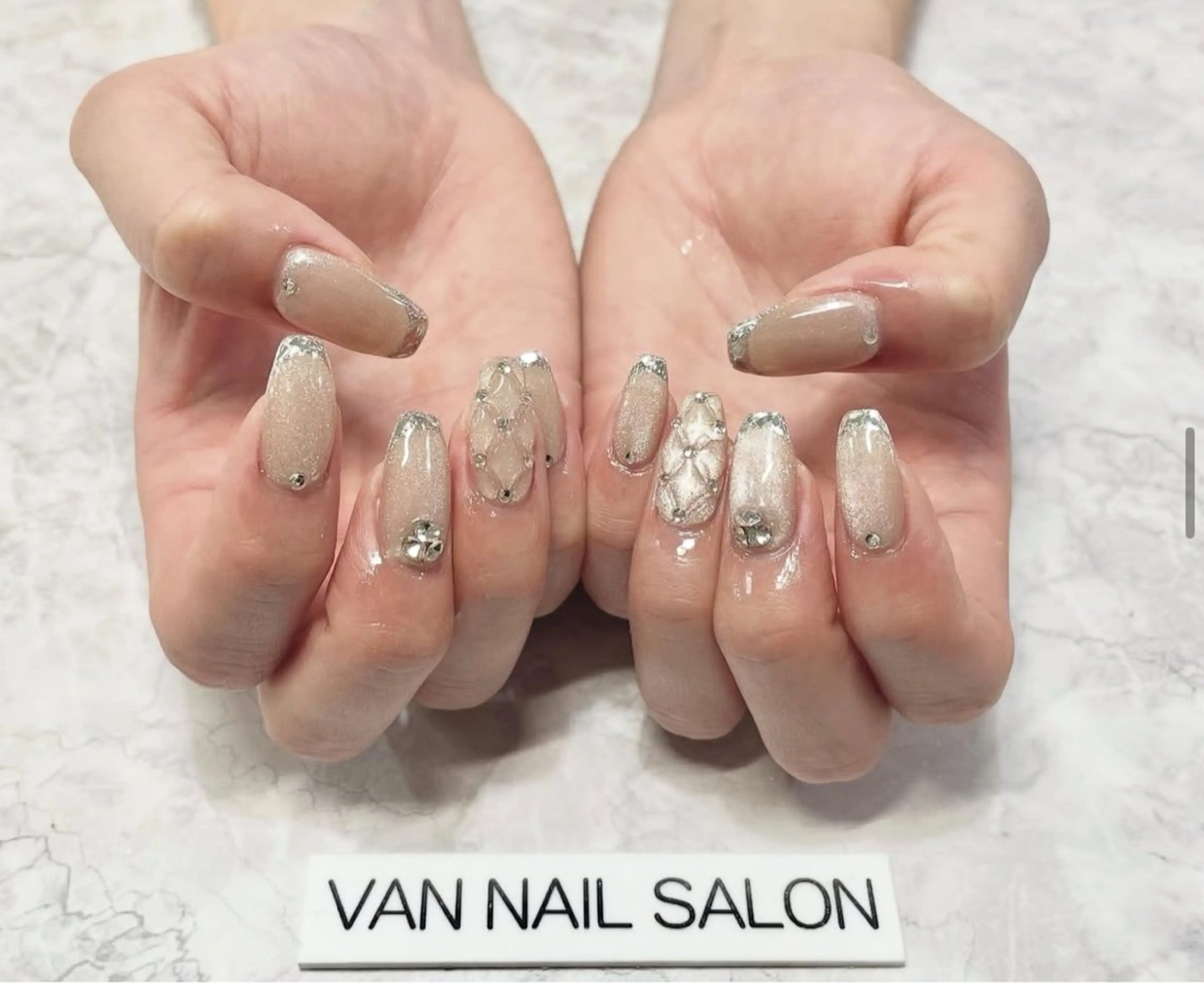 ネイル ハンドネイル Van Nail Salonのネイルデザイン