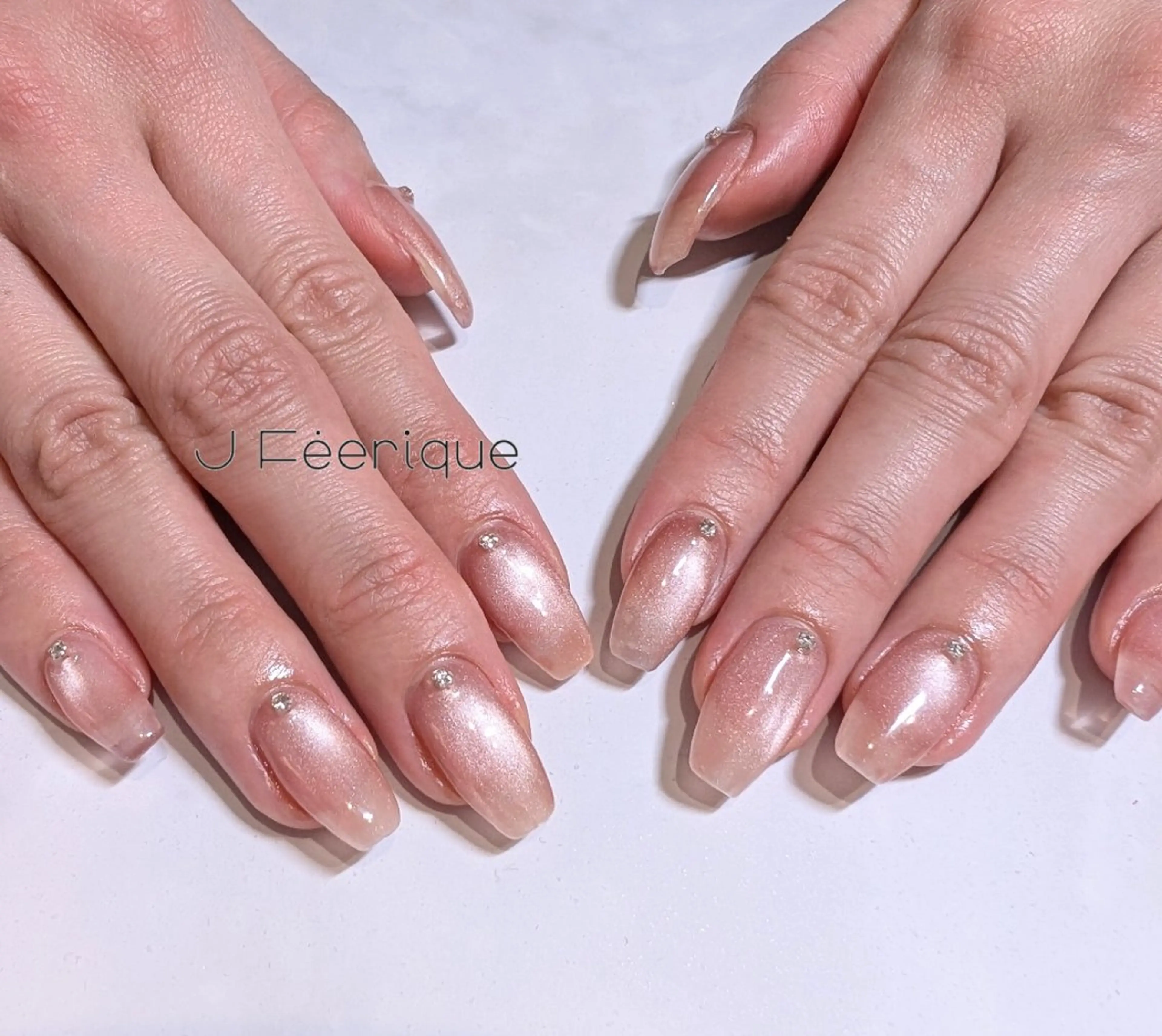 ネイル マグネットネイル ハンドネイル ハンドケア Eri　歴8年　/ 南森町ネイル💅のネイルデザイン