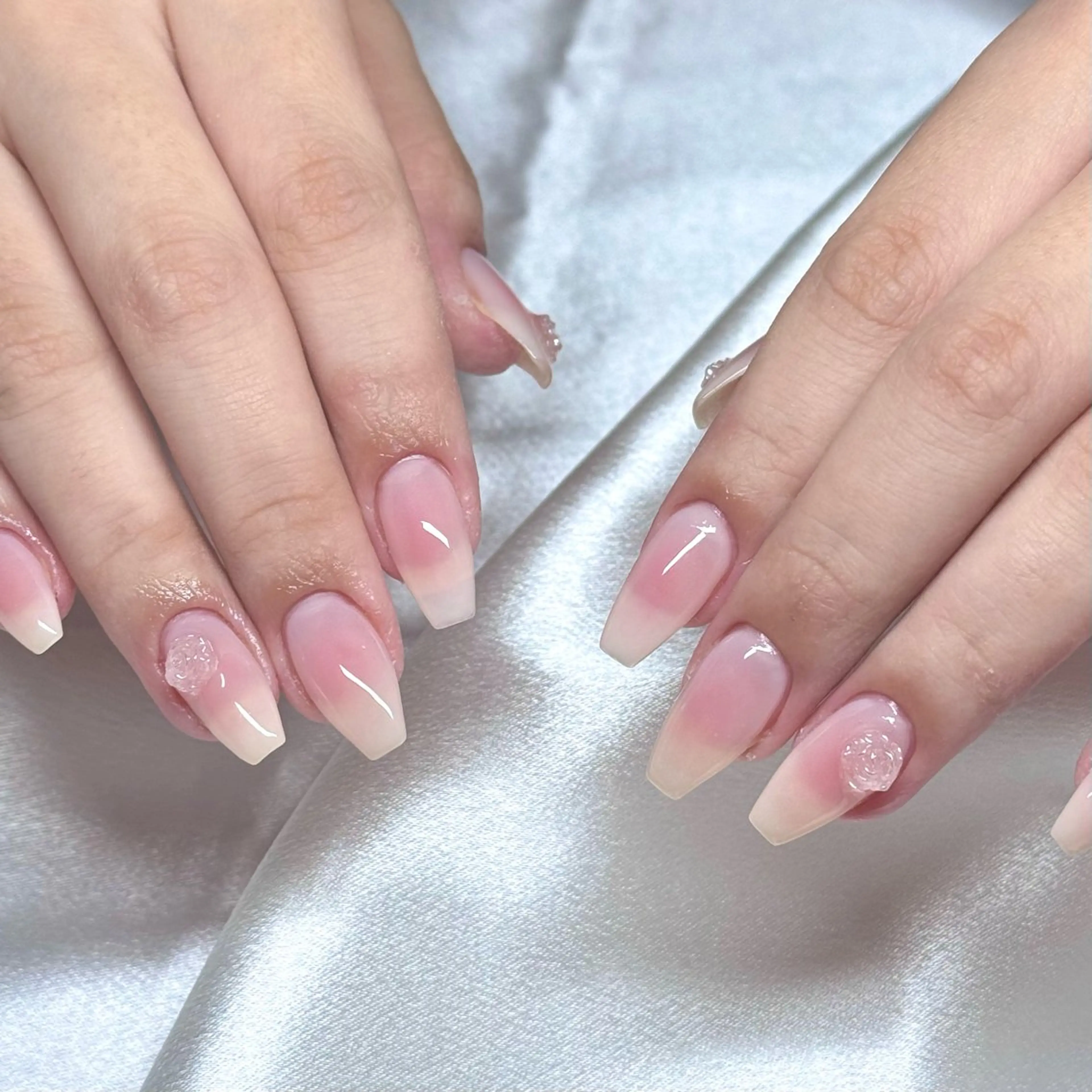 ネイル coco🧸久屋大通 🫧nagisaのネイルデザイン