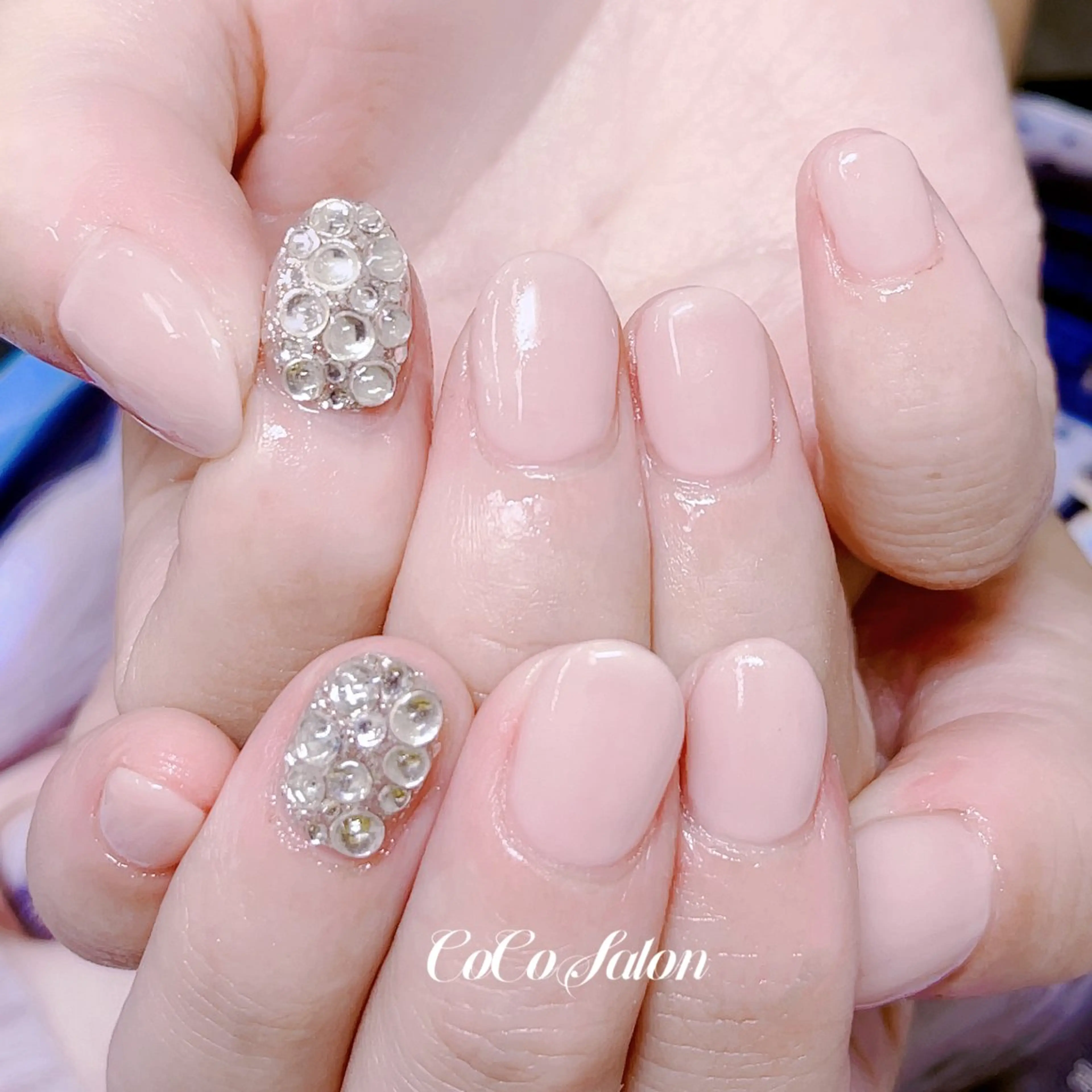 ネイル 長さ出し ジェルネイル キラキラネイル 韓国ネイル ワンカラーネイル ハンドネイル CoCoSalon ネイル/まつ毛予約のネイルデザイン