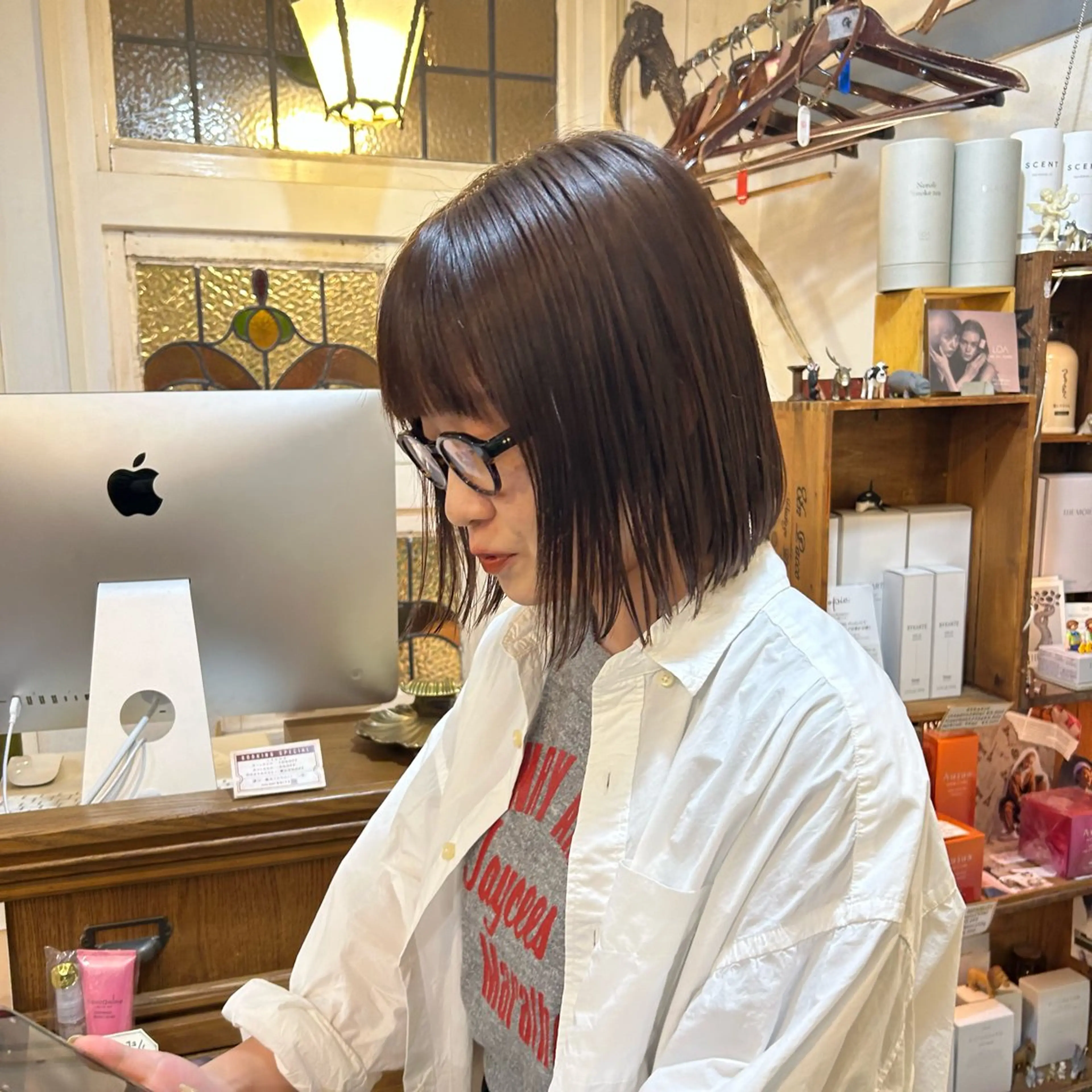 ショート パーマ ボブ 縮毛矯正 ストレートパーマ カット 縮毛矯正 BRITS 渡辺 菜々子のヘアスタイル