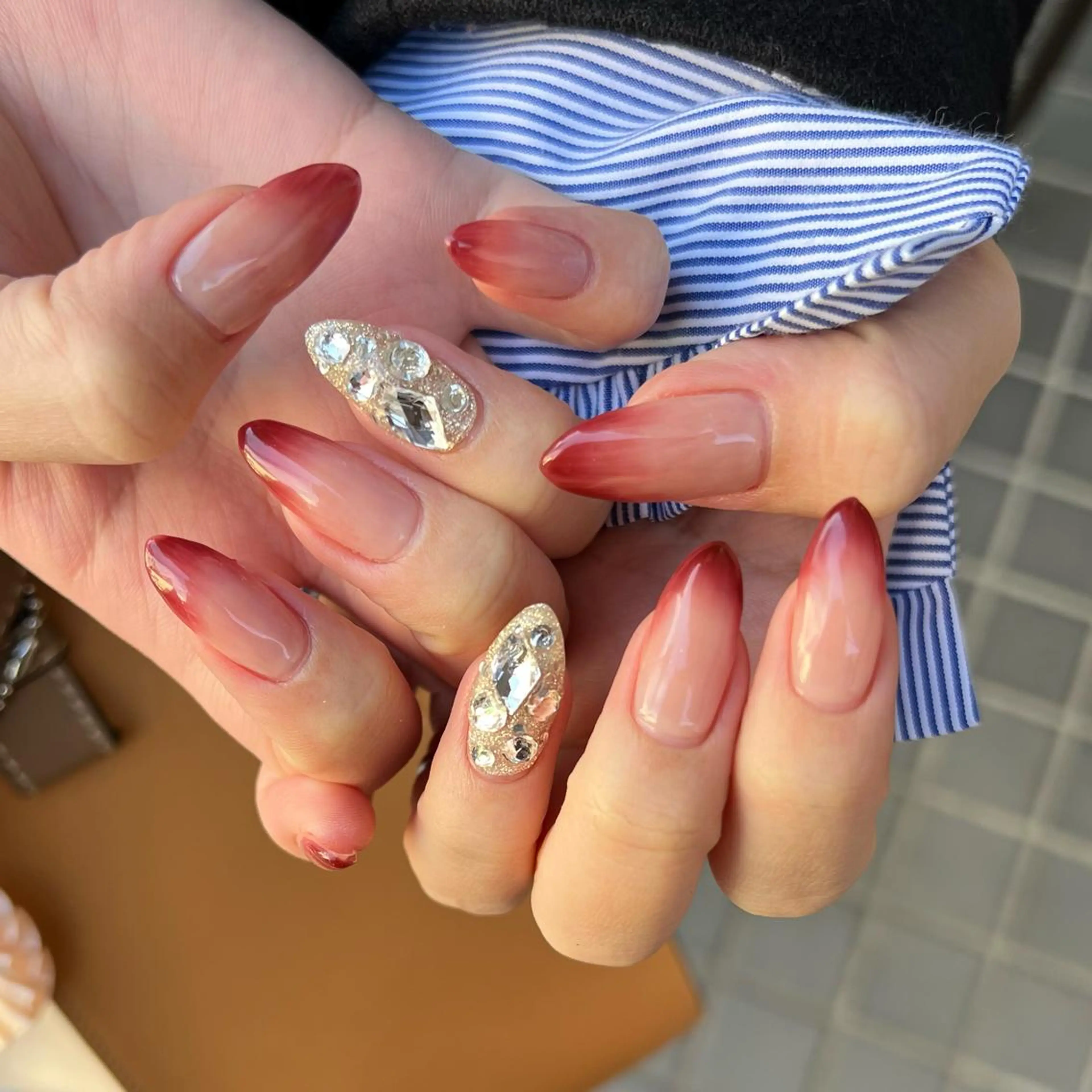 ネイル ハンドネイル 河野 弥月のネイルデザイン