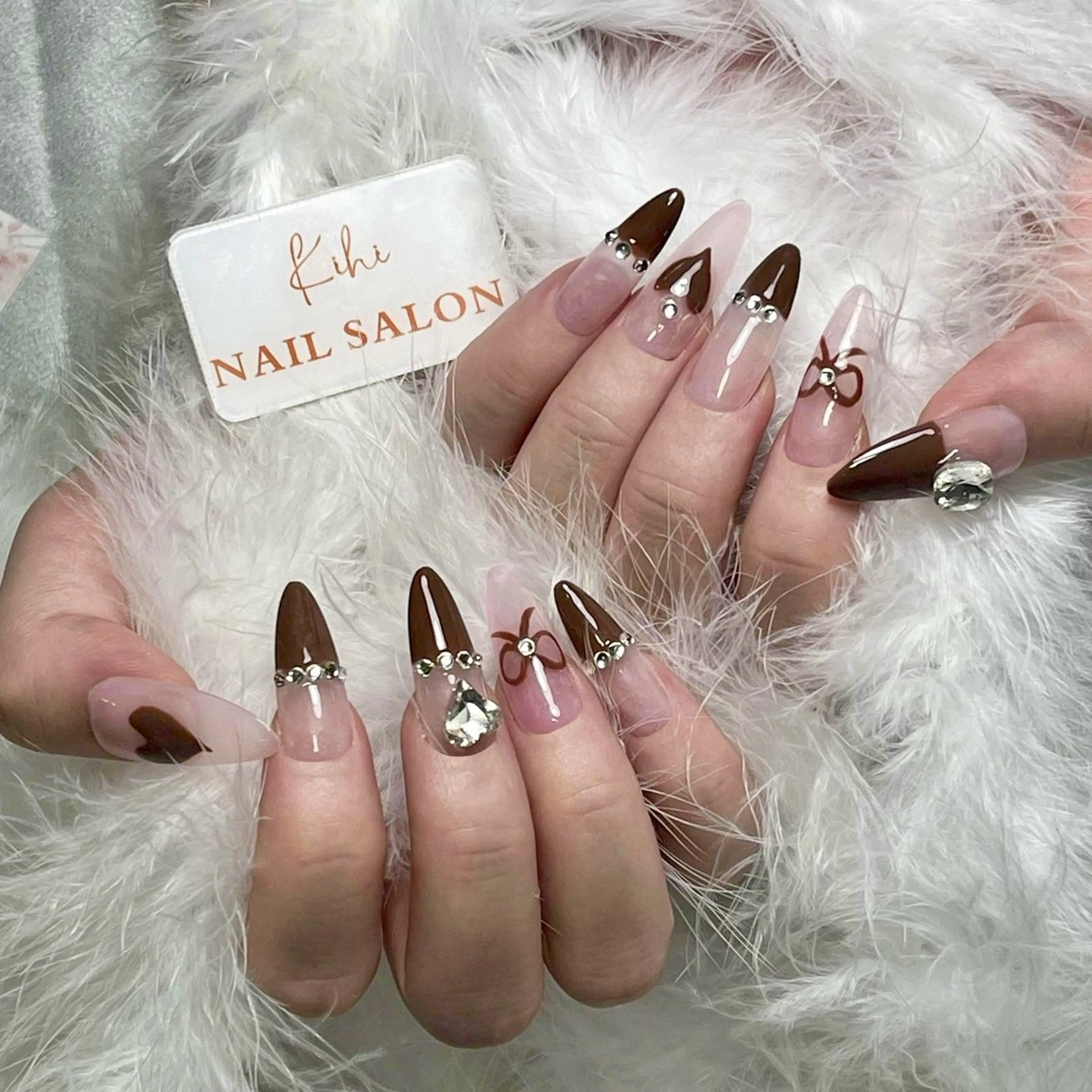 ネイル アートネイル フレンチネイル ジェルネイル グラデーション 韓国ネイル ハンドネイル 💕鈴木ユリ パラジェル/オフ無料のネイルデザイン