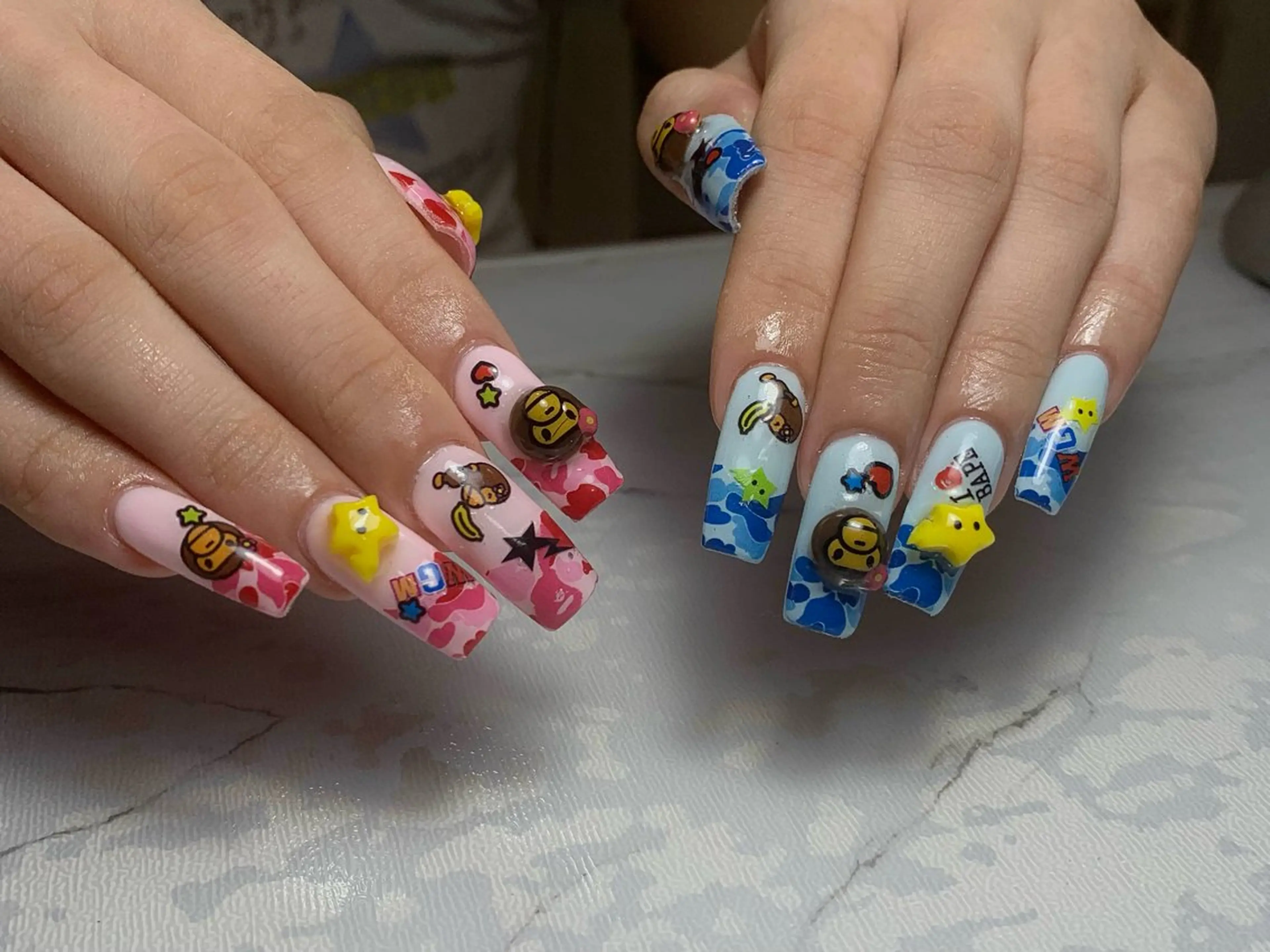 ネイル アートネイル フレンチネイル ジェルネイル グラデーション 韓国ネイル ハンドネイル 💕鈴木ユリ パラジェル/オフ無料のネイルデザイン