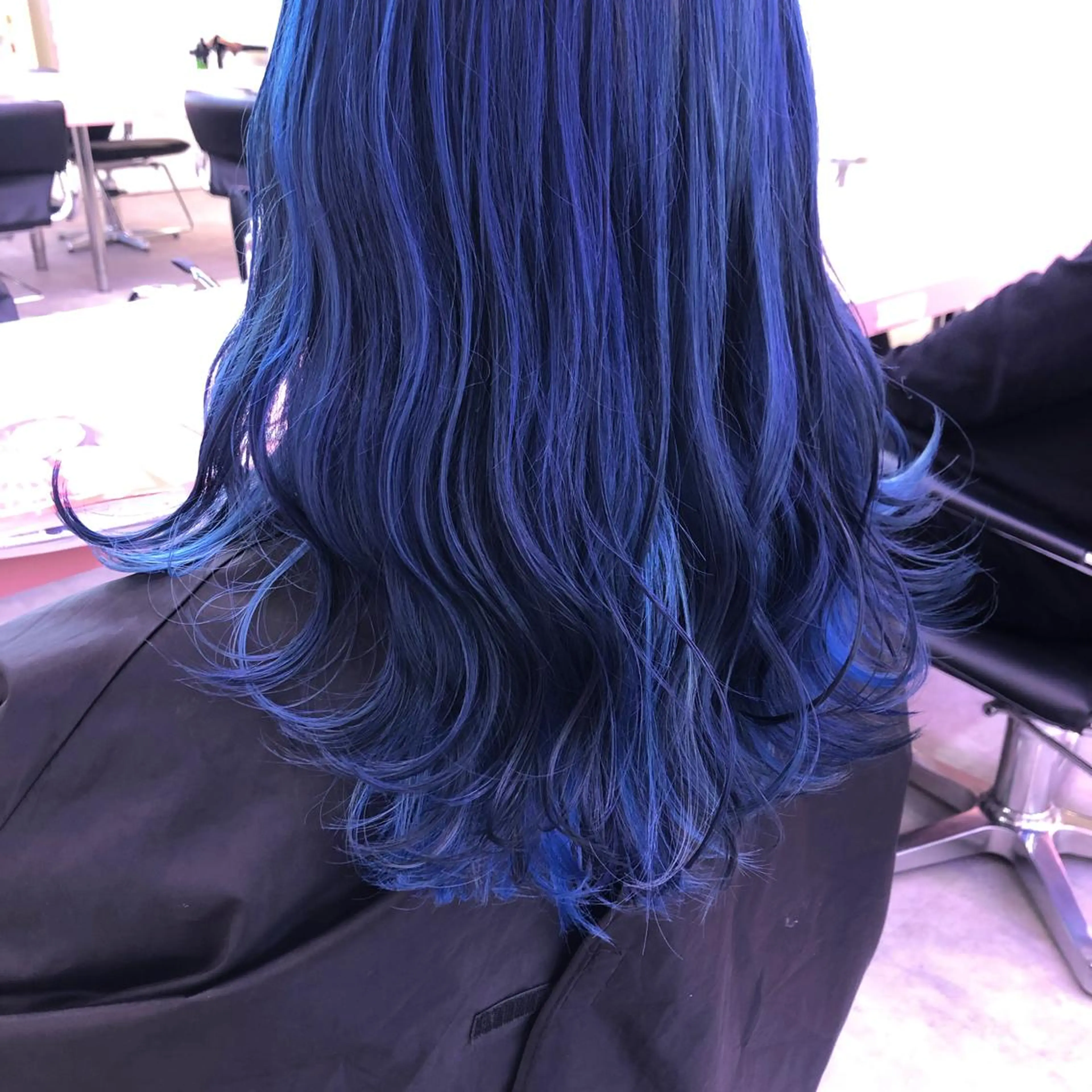 セミロング カラー パーマ ヘアアレンジ メンズ ネイル マツエク・マツパ ブルーカラー ブルー レイヤーカット指名 No.1💖マユカのヘアスタイル