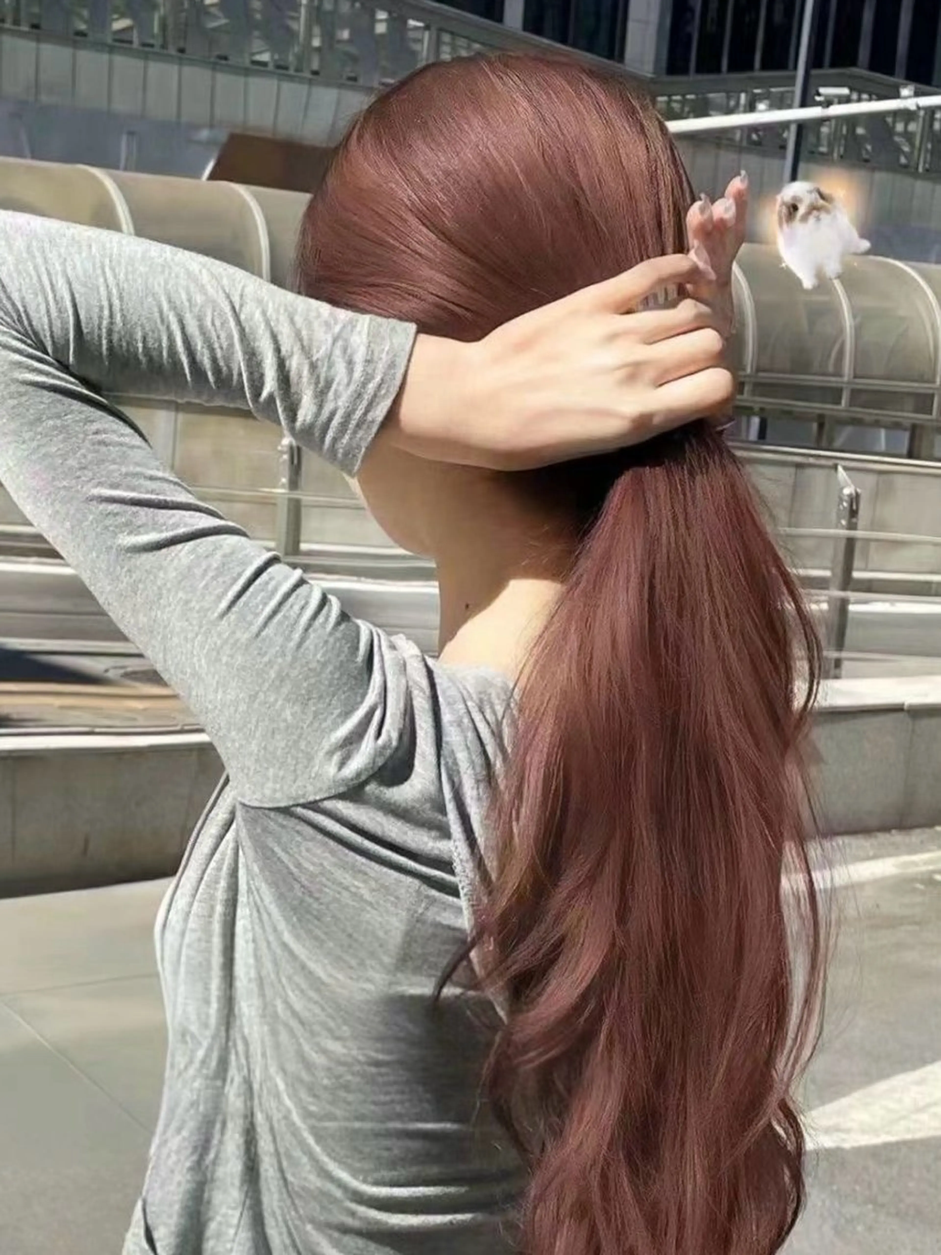 ロング カラー ヘアカラー トレンド暖色ヘア🍒 miu🍒のヘアスタイル