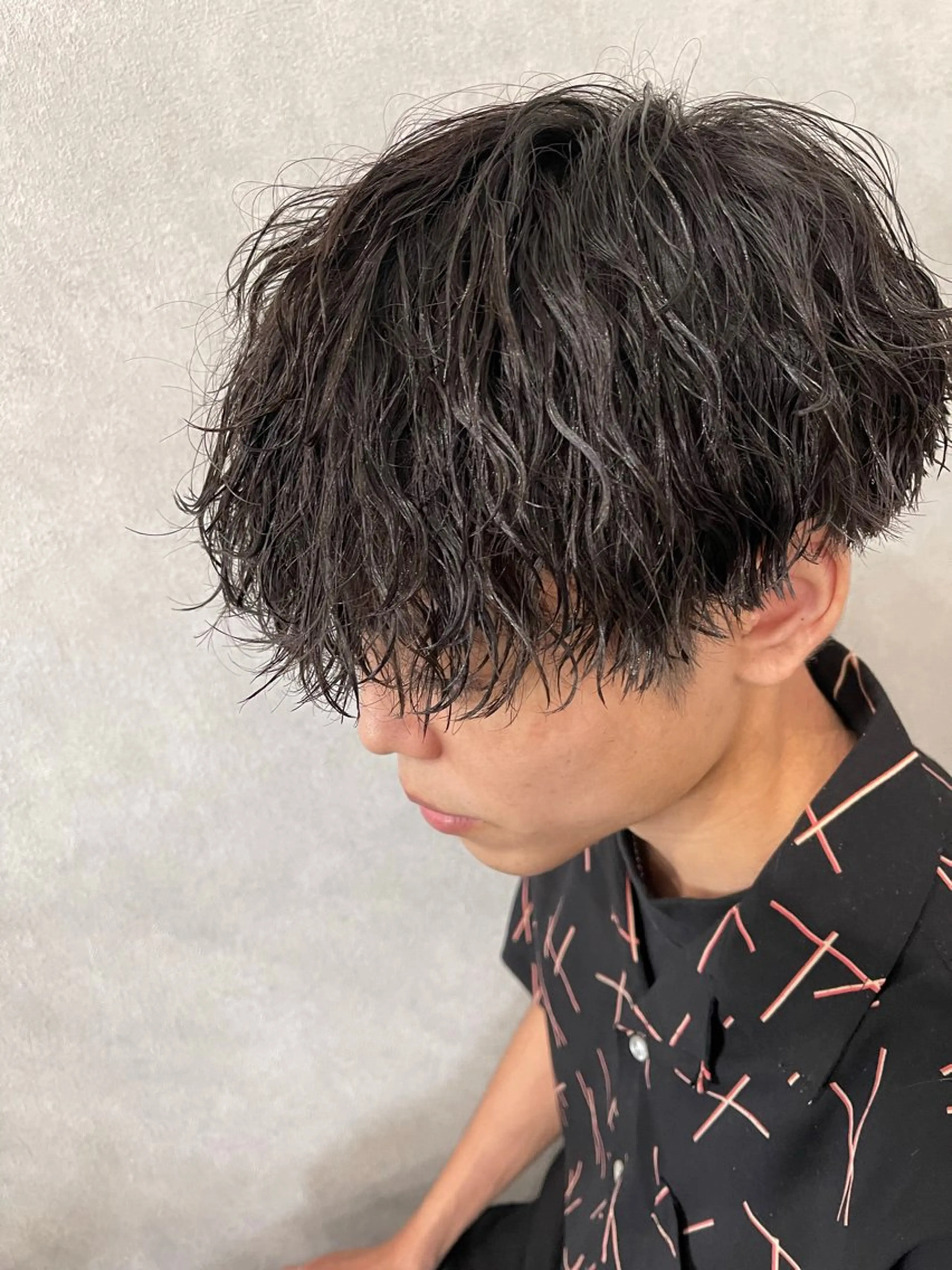 ミディアム パーマ メンズ ミディアムパーマ メンズパーマ 波巻きパーマ カット パーマ メンズパーマ職人/ 天神/tatsukiのヘアスタイル