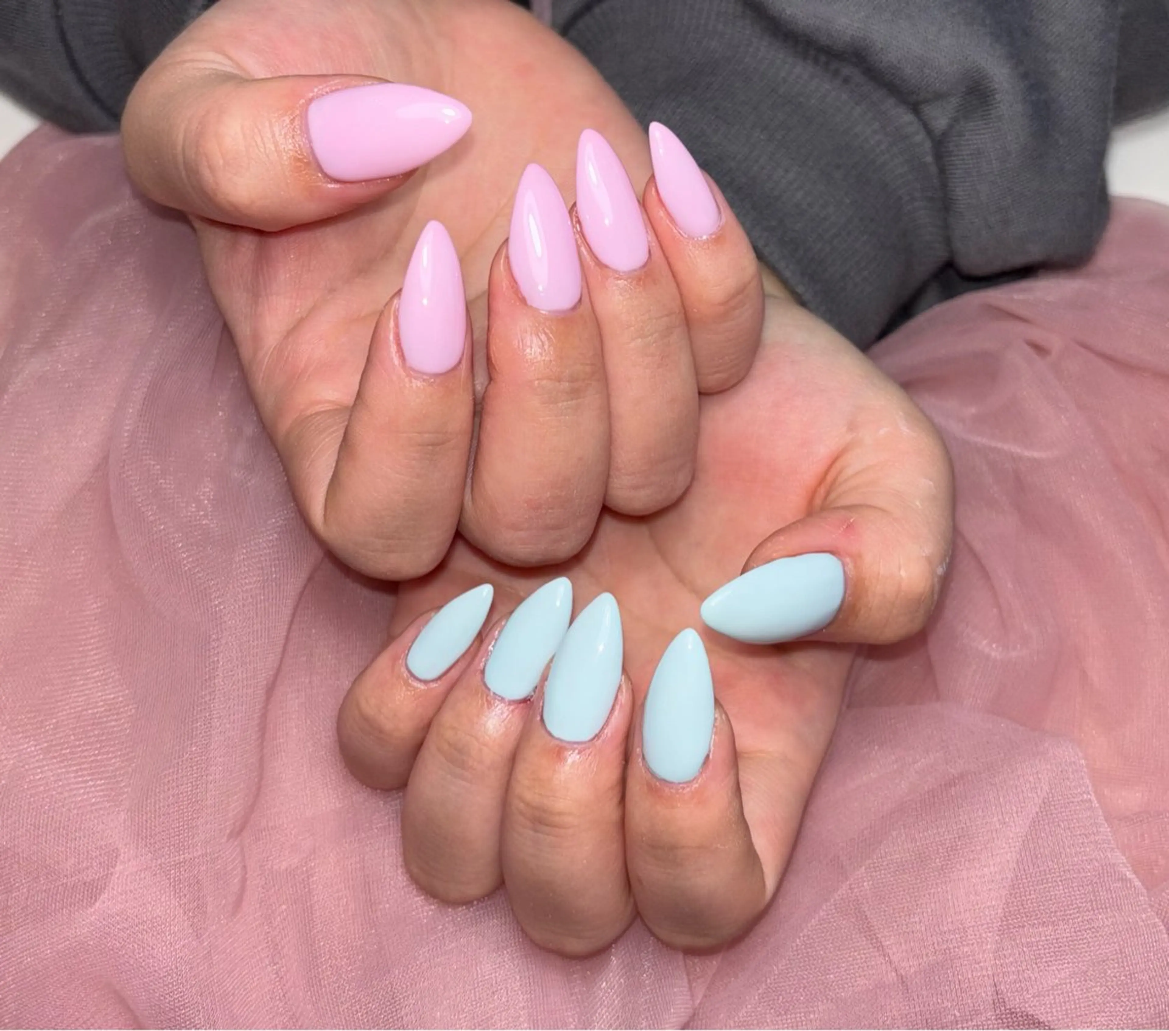 ネイル ハンドネイル 𝐁𝐞𝐥𝐥 𝐦𝐞のネイルデザイン