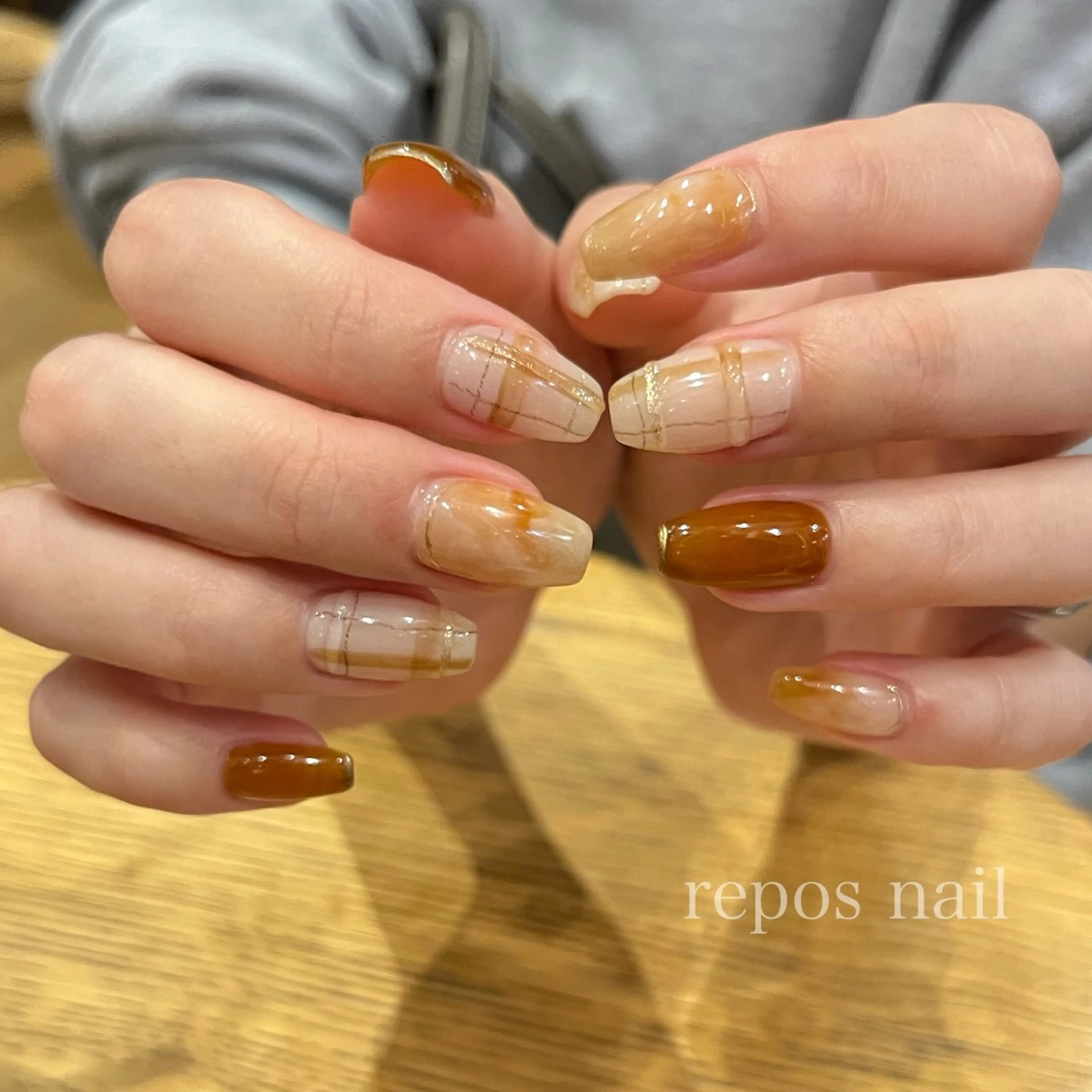 ミディアム ハンドネイル repos-ルポ-所属・repos yoshitomeのネイルデザイン