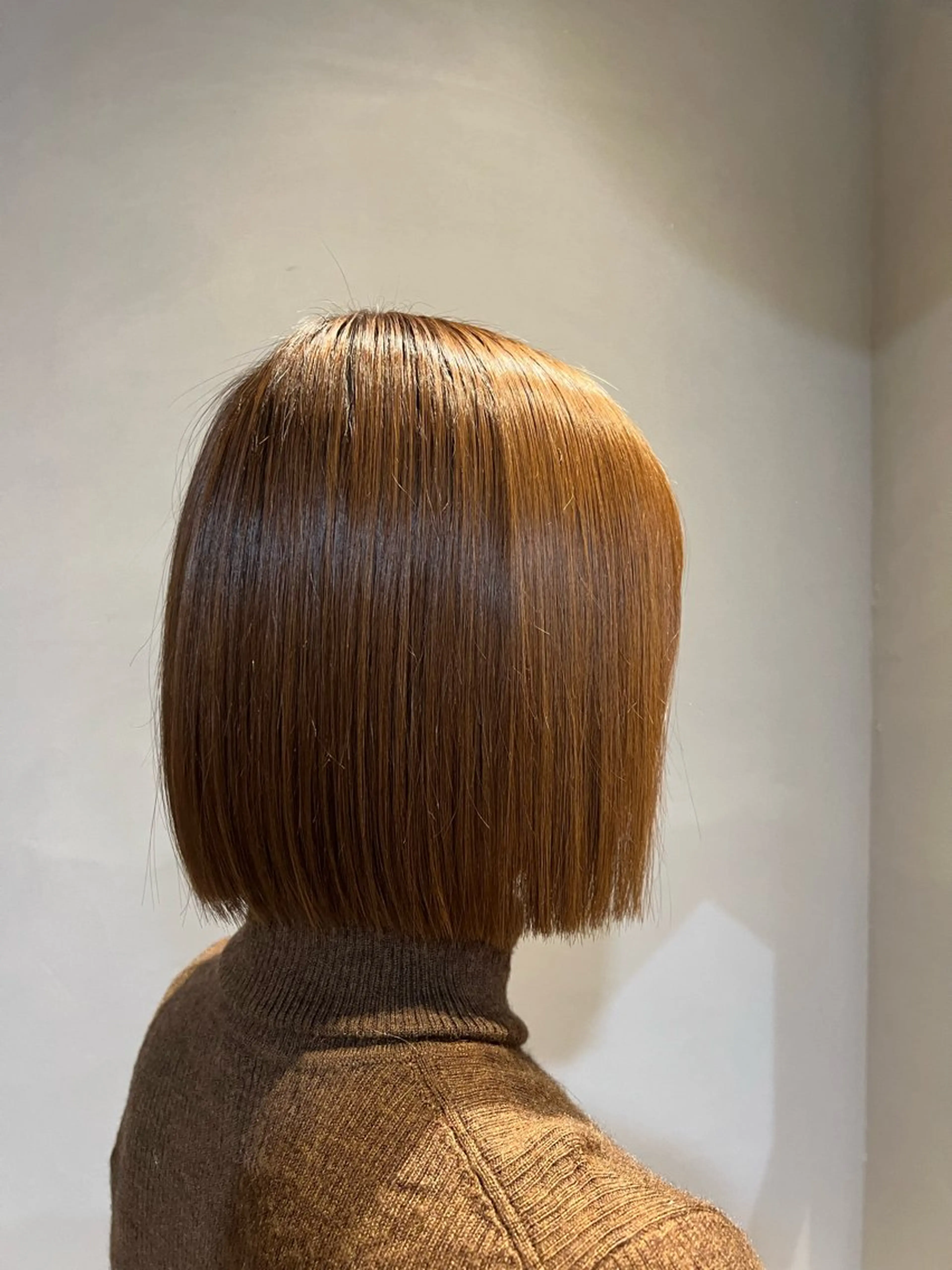 ショート カラー 切りっぱなしボブ ボブ 神戸ボブ✂️ ioe三宮/田 伸佳のヘアスタイル