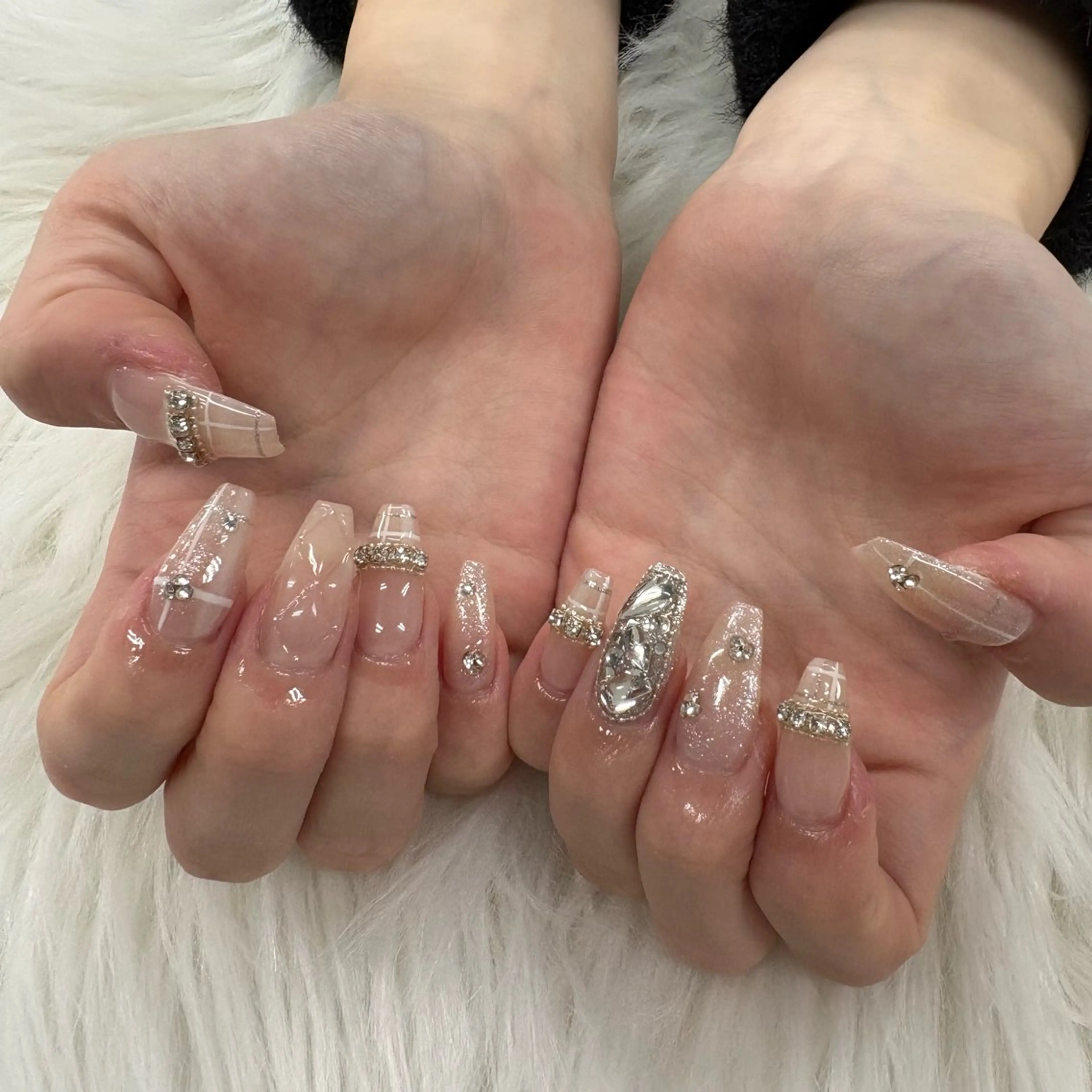 ネイル ハンドネイル SHION のネイルデザイン