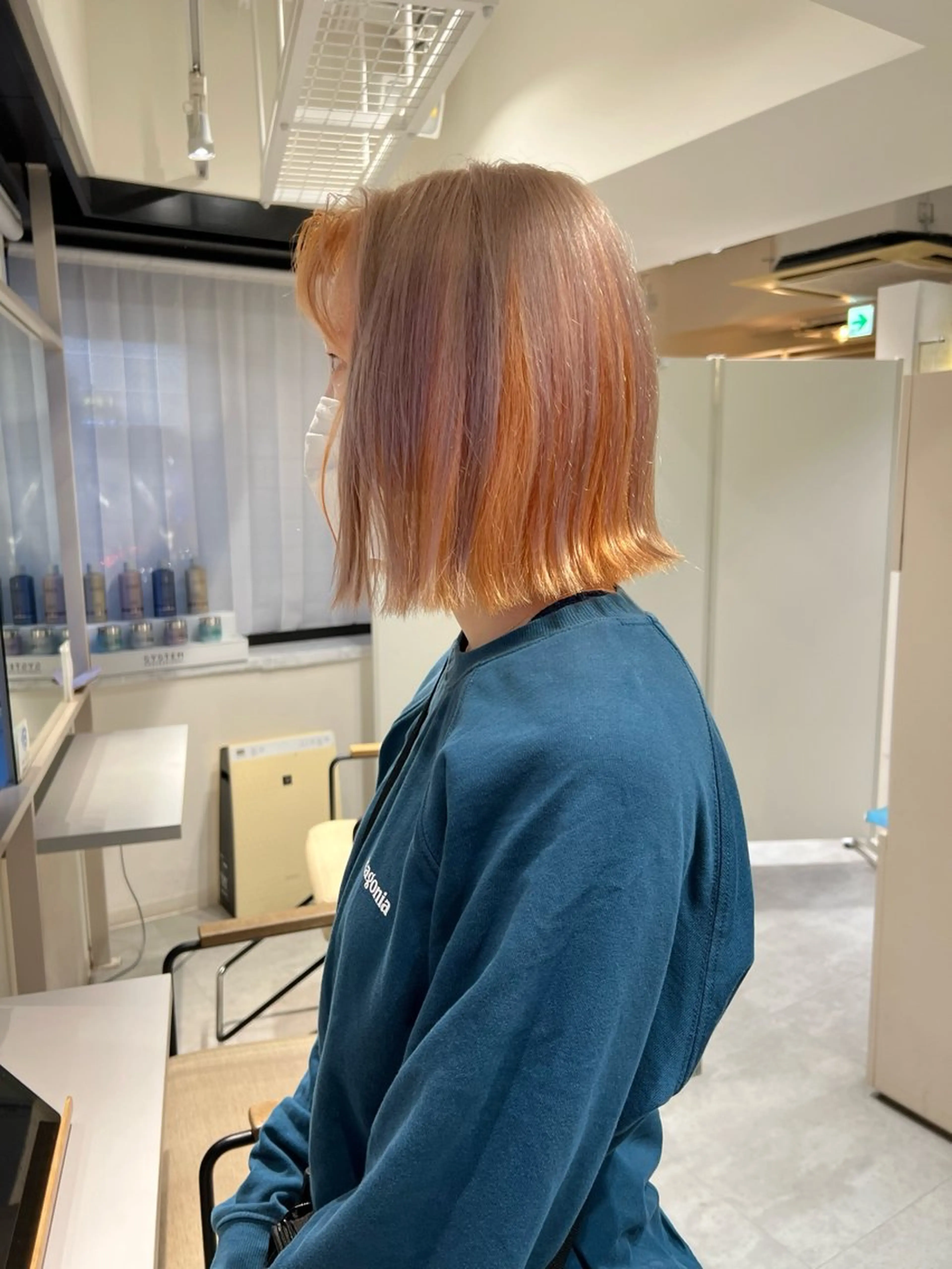 ミディアム デザイン🥇複雑履歴 ハイトーン特化のヘアスタイル