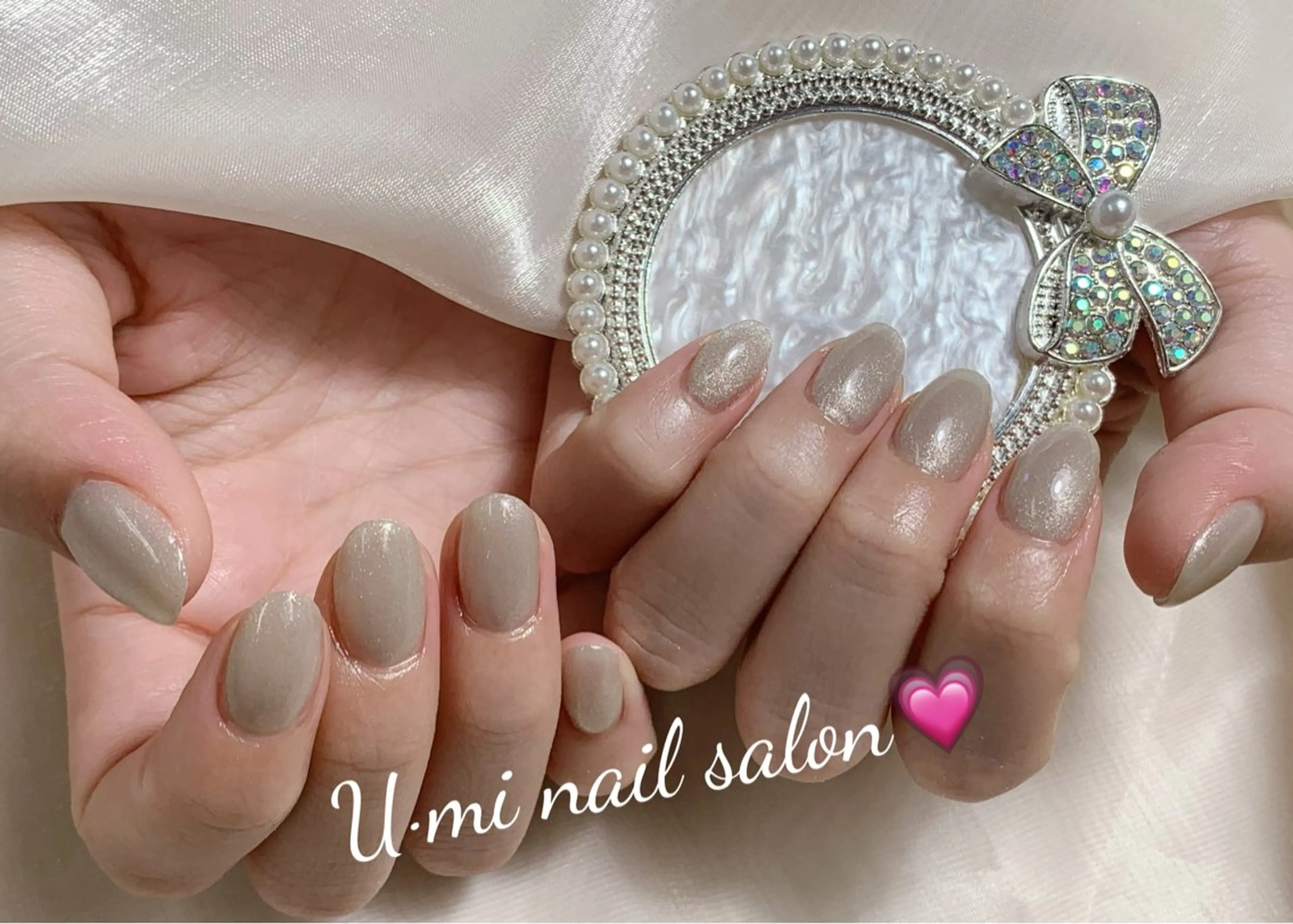 ネイル マグネットネイル マグネットワンカラー ワンカラーネイル U·Mi nail salon所属・U·Mi 上野御徒町容のネイルデザイン