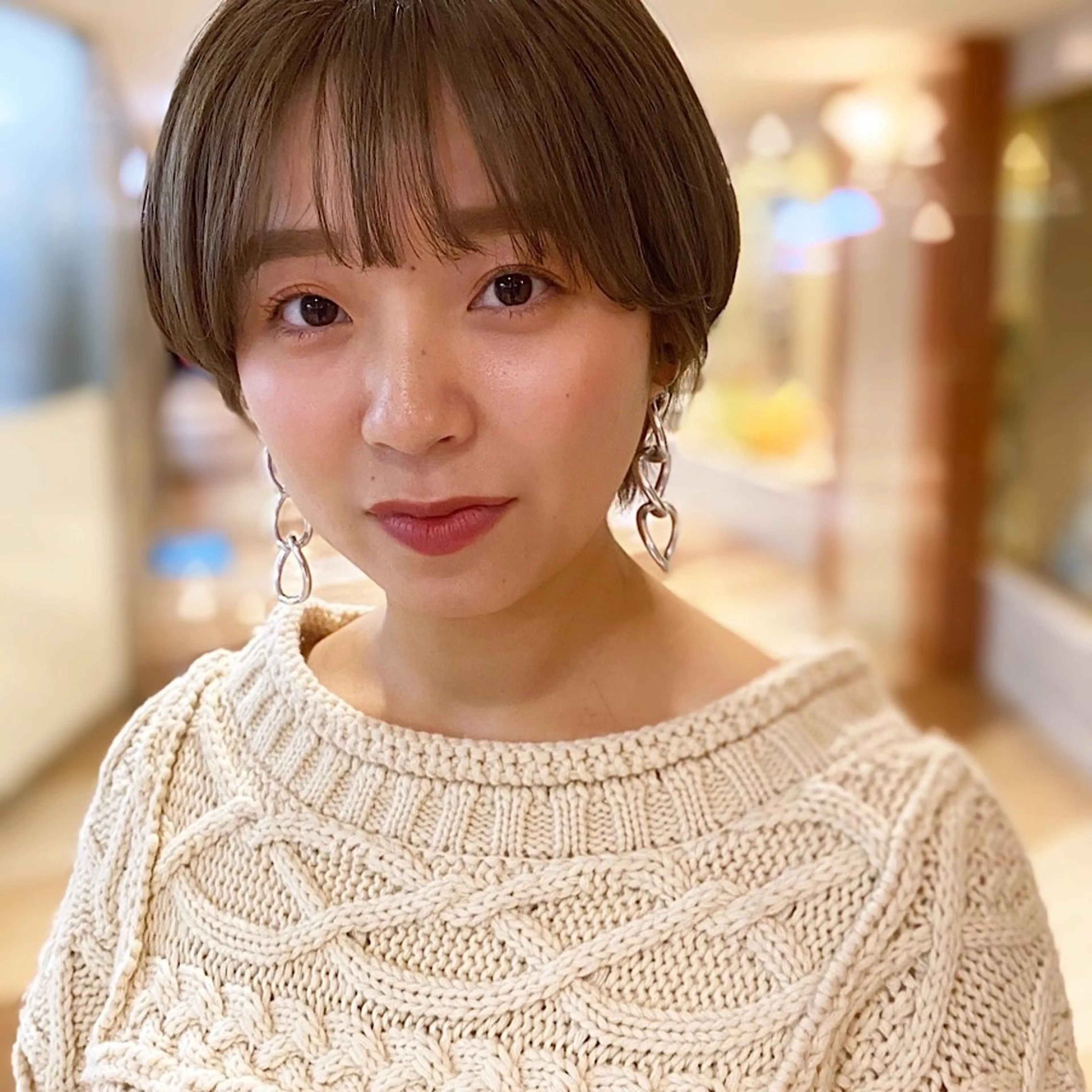 ショート アシカガ ヨウコのヘアスタイル