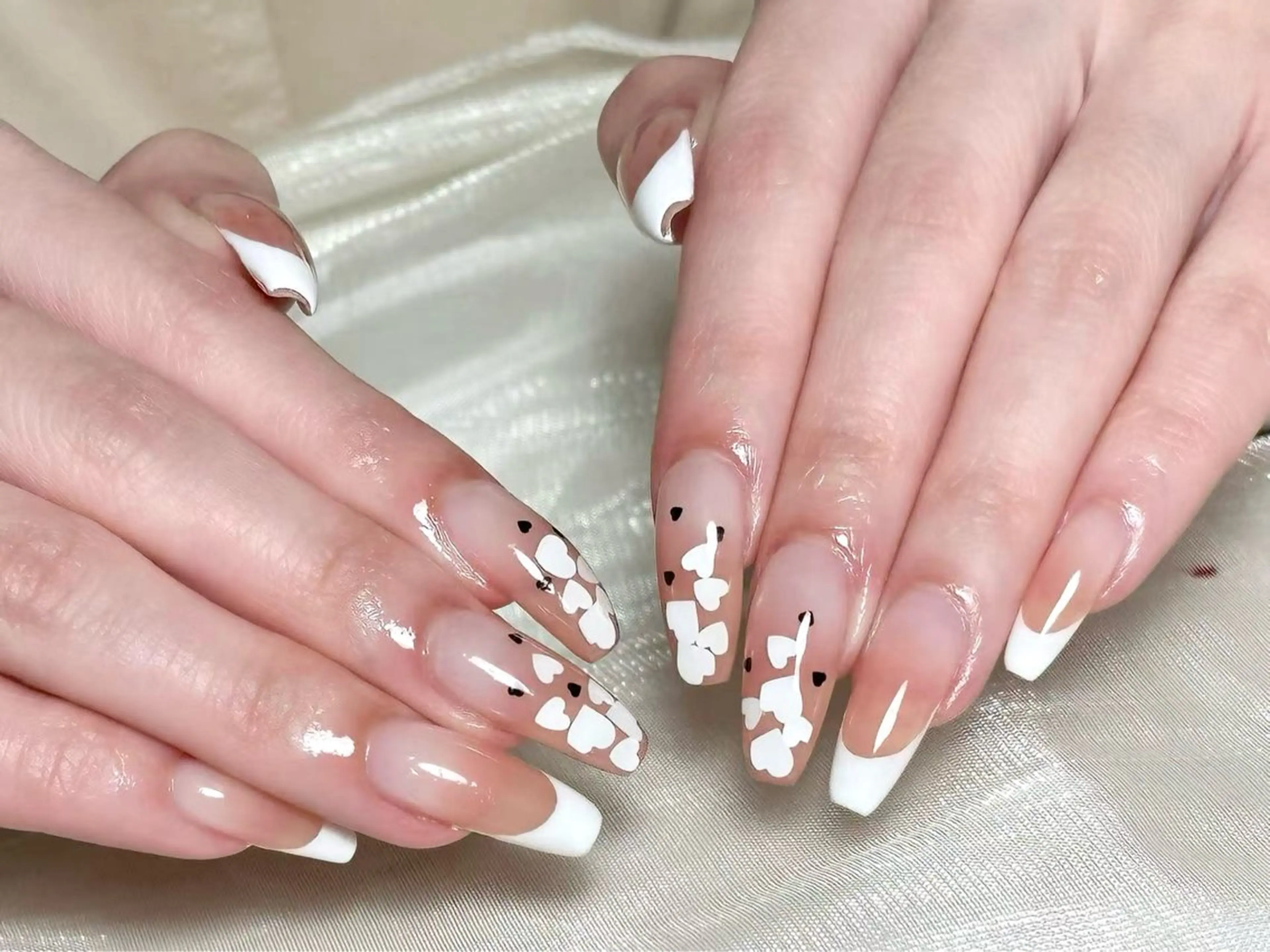 ネイル チークネイル 長さ出し フレンチネイル グラデーション マグネットネイル ハンドネイル ハンドケア ⭐️Syu Rei⭐️のネイルデザイン