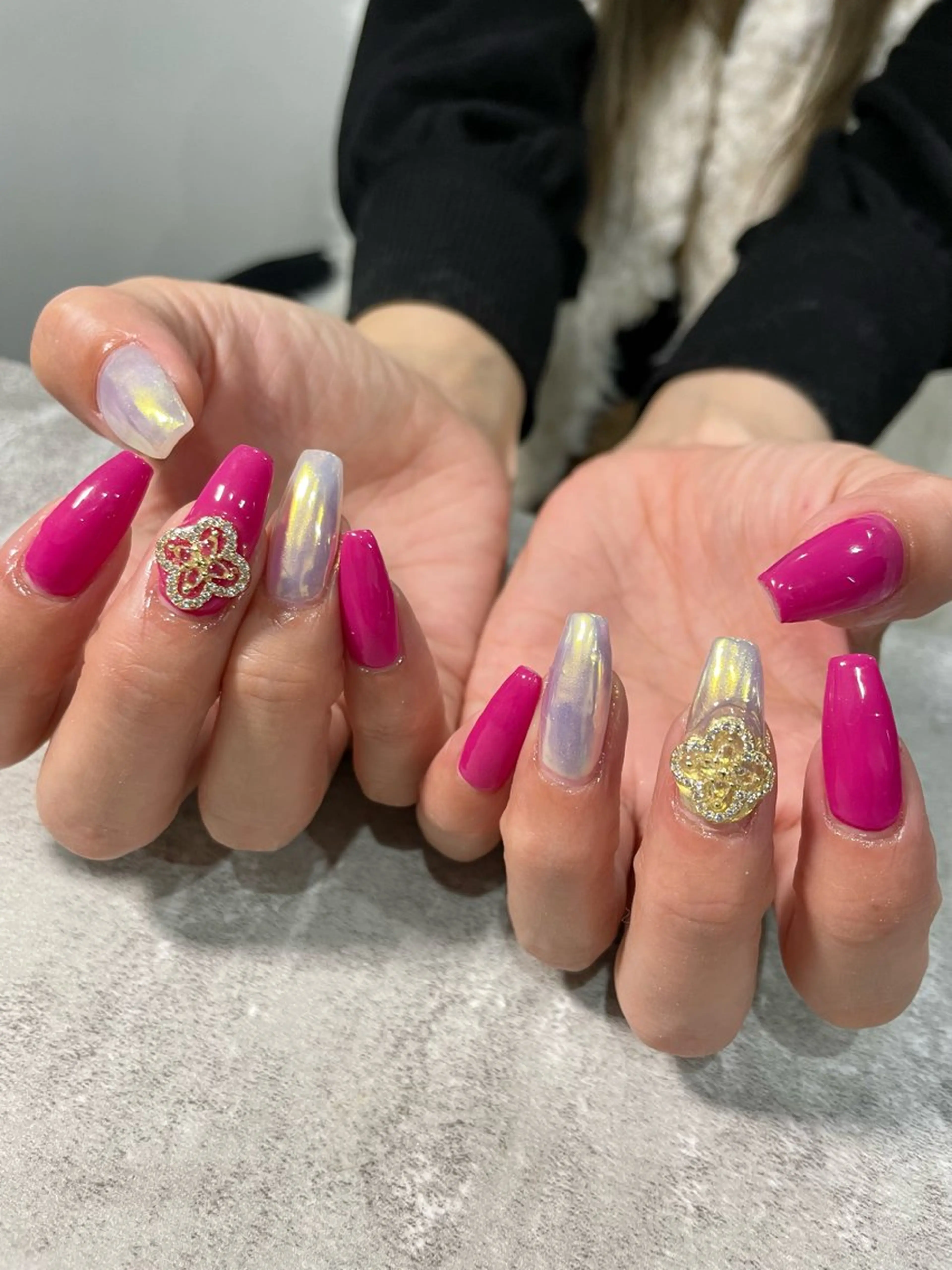 ネイル 持ち込み ハンドネイル Raviliss ♡のネイルデザイン