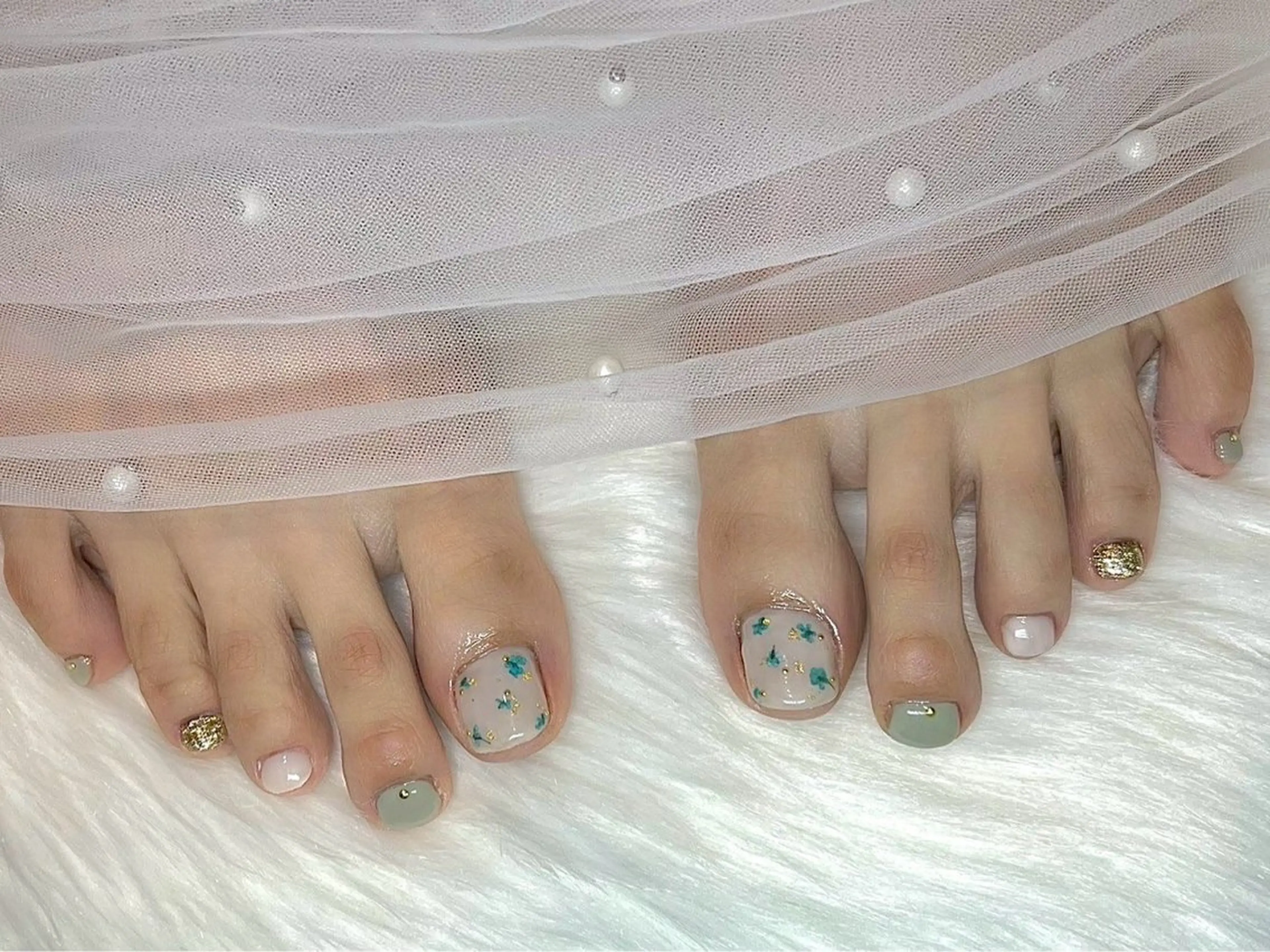 ネイル 、 、の眉毛・アイブロウイメージ