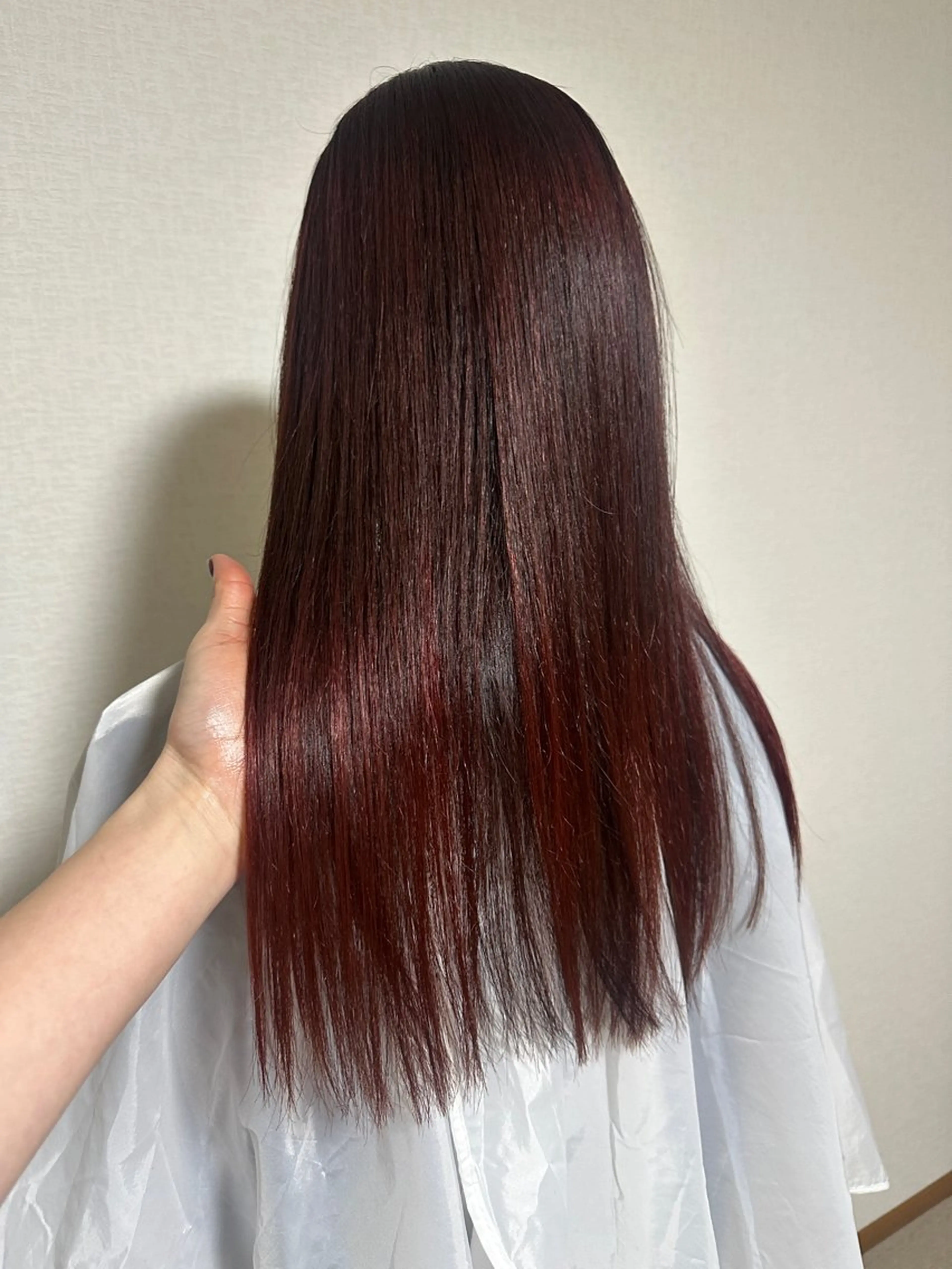 カラー レッドカラー カット ヘアカラー トリートメント 茅ヶ崎駅すぐ レイヤー🥰のヘアスタイル