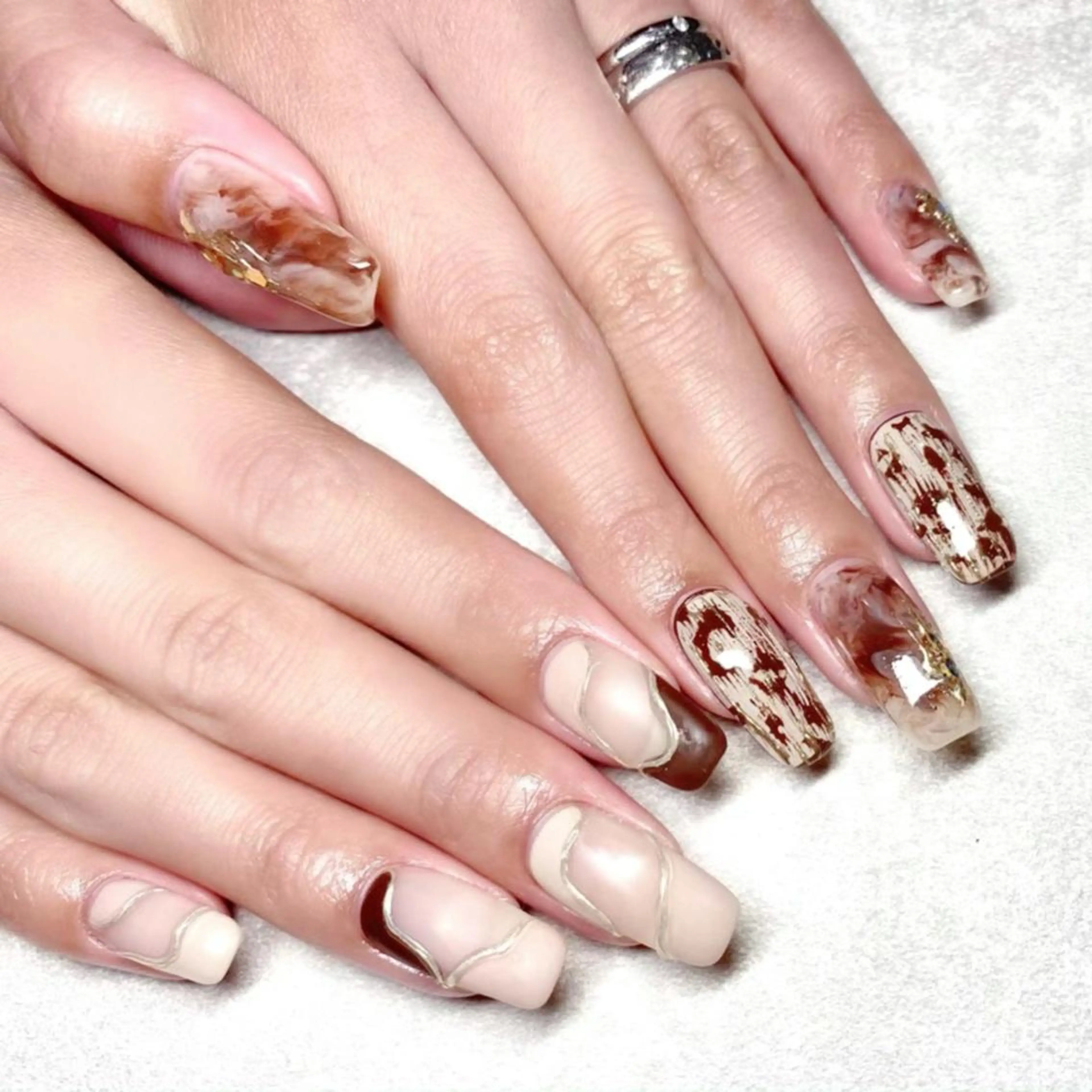 ネイル アートネイル ジェルネイル マットネイル ニュアンスネイル パラジェル éclat所属・éclat エクラのネイルデザイン